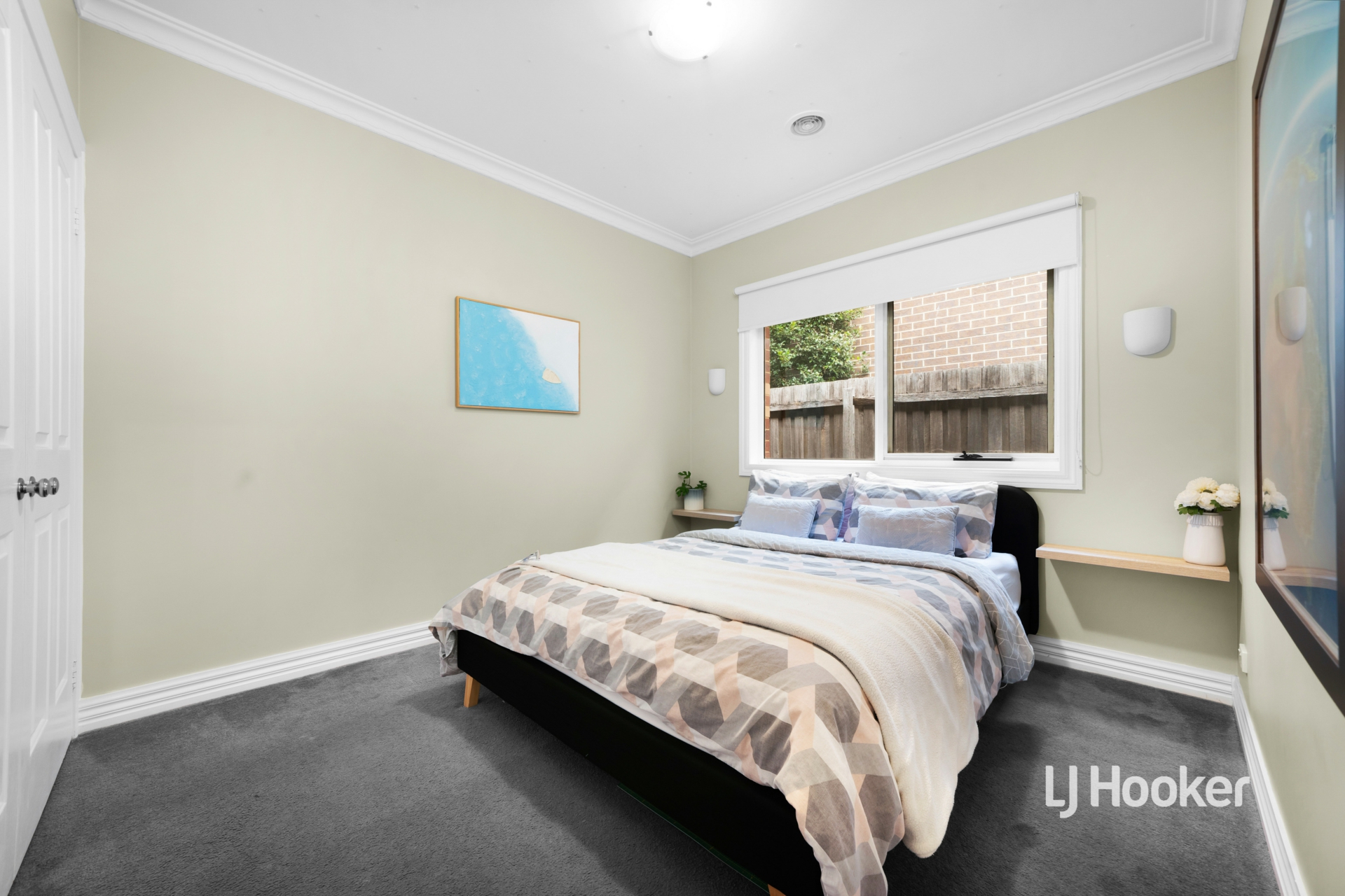 17 Creswick Drive, POINT COOK