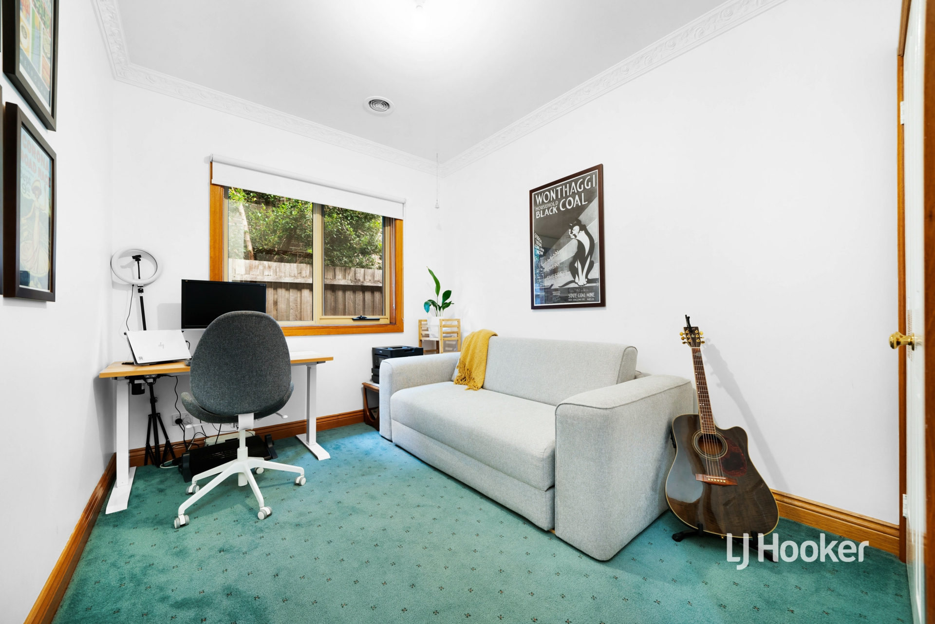 17 Creswick Drive, POINT COOK
