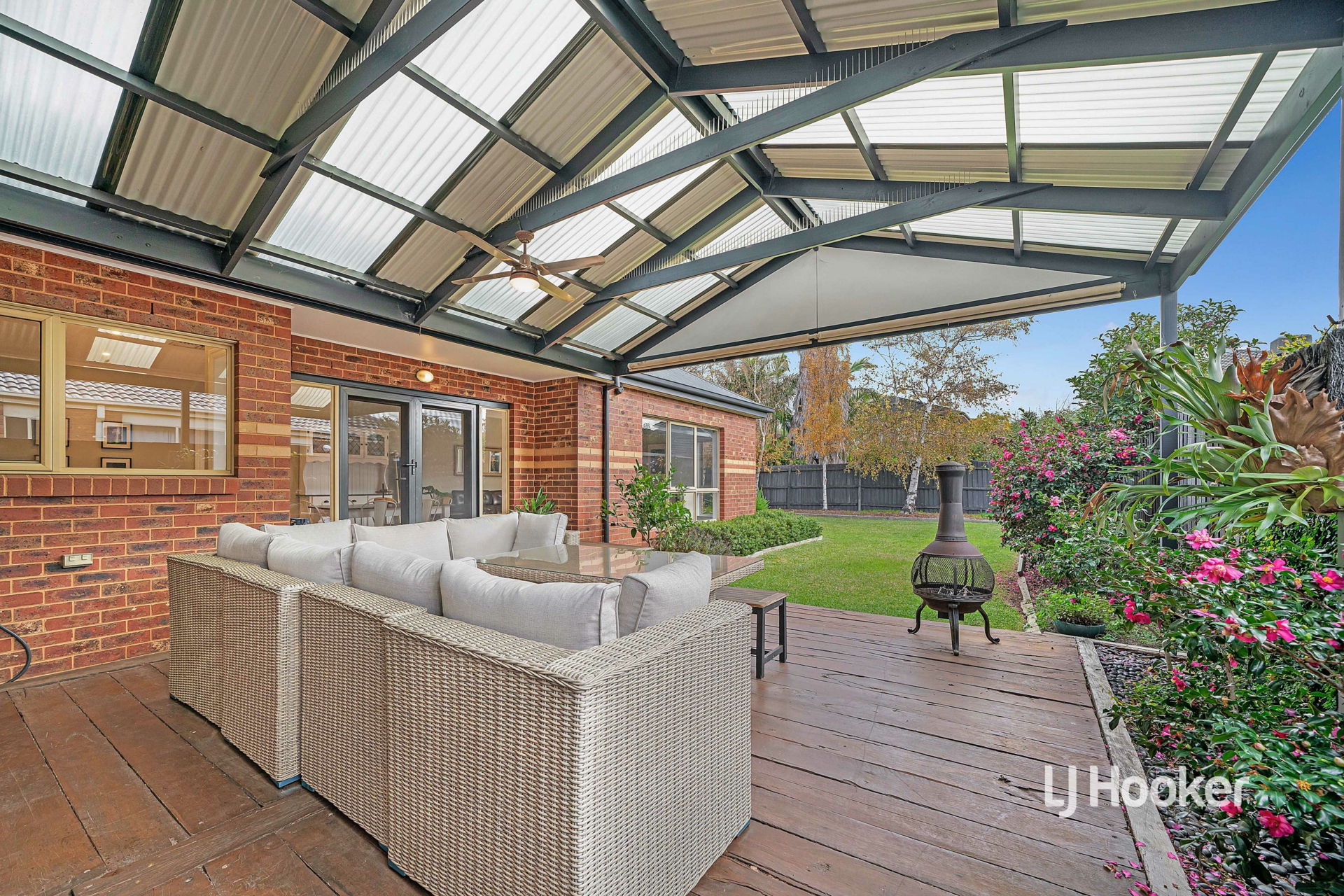 17 Creswick Drive, POINT COOK