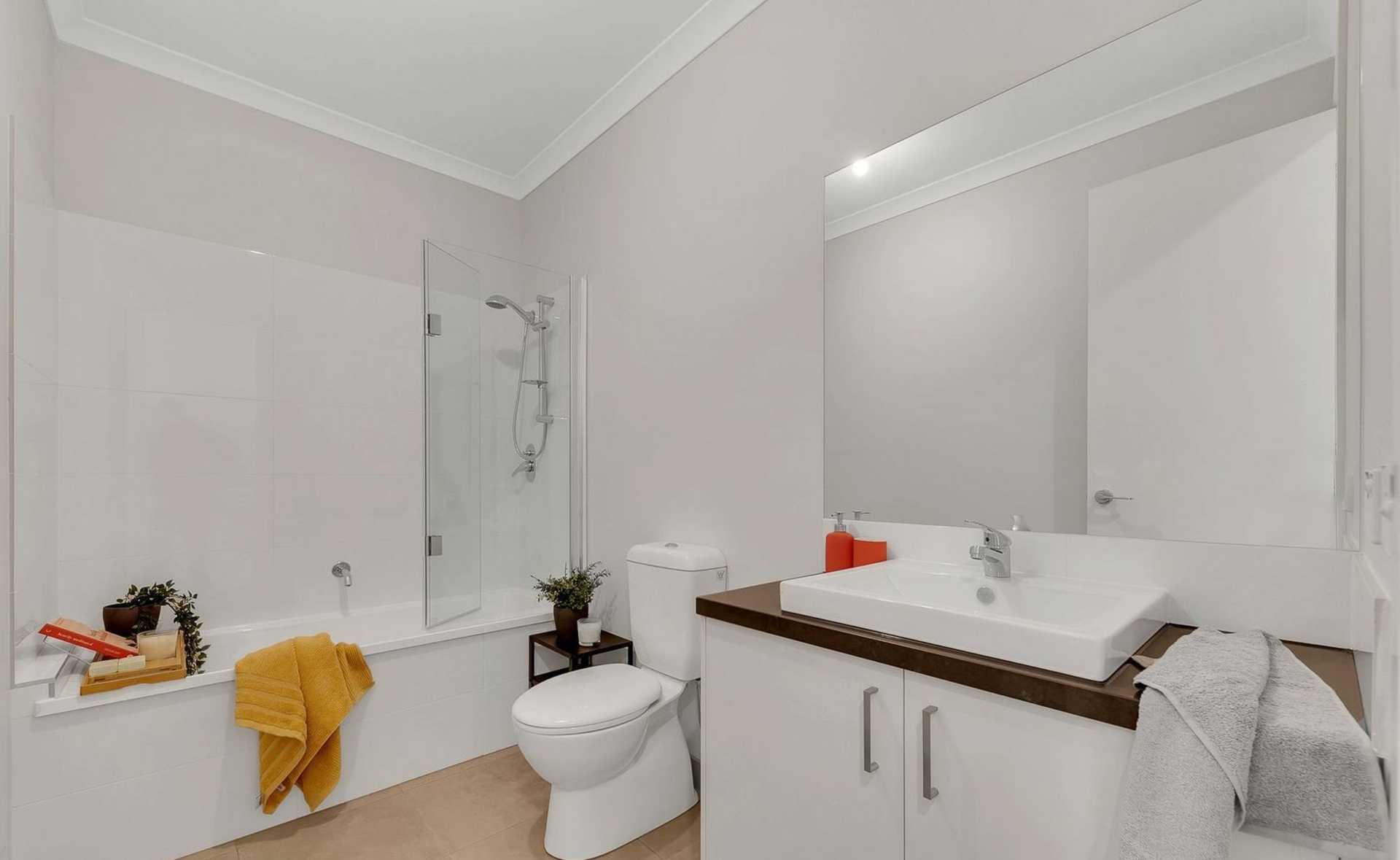 1/1 Allen Street, LAVERTON