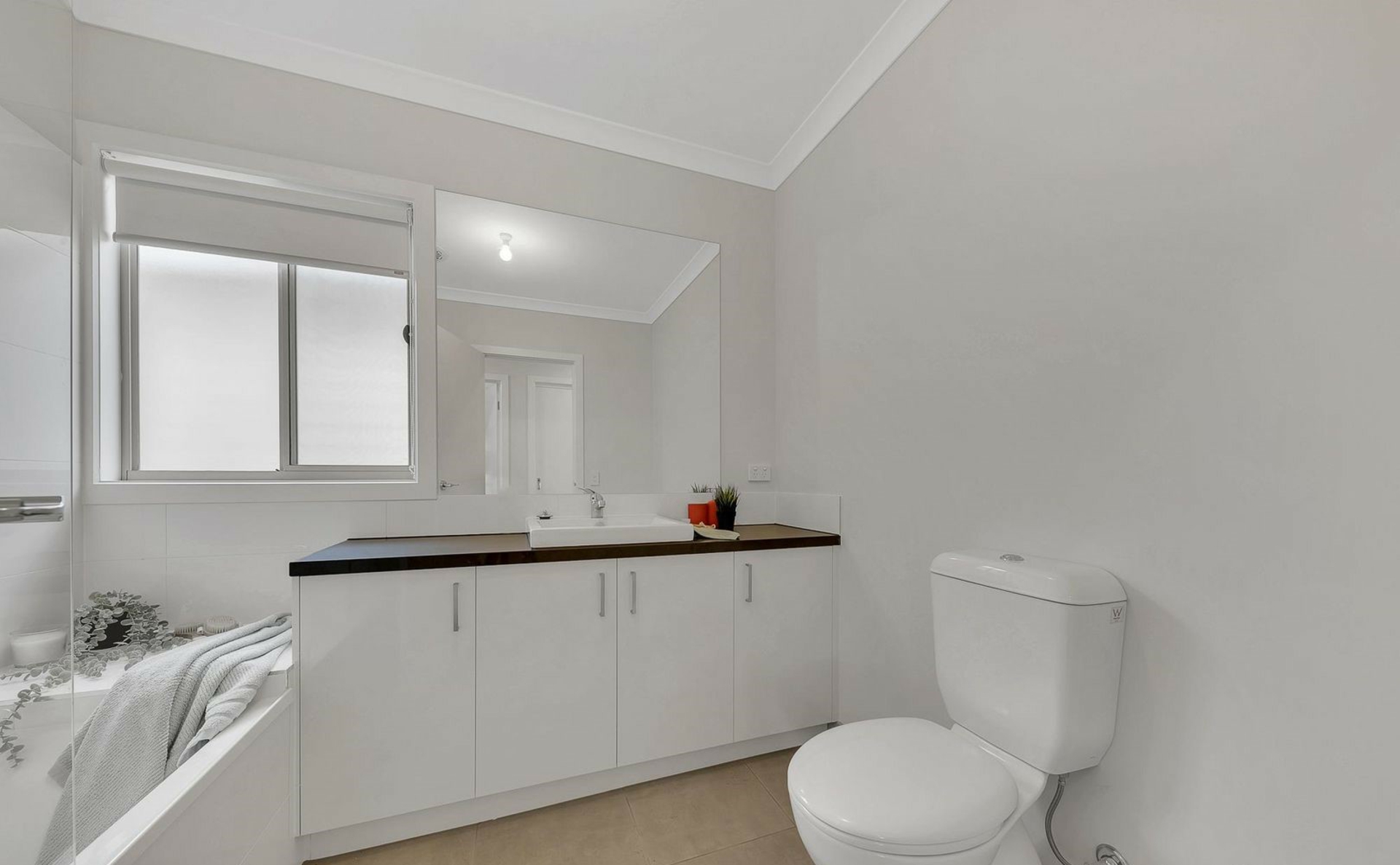 1/1 Allen Street, LAVERTON