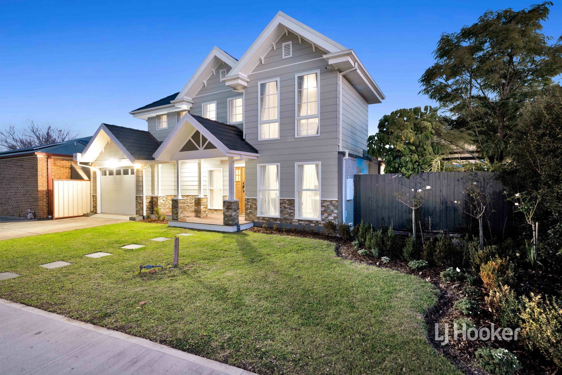 25 Machair Drive, POINT COOK