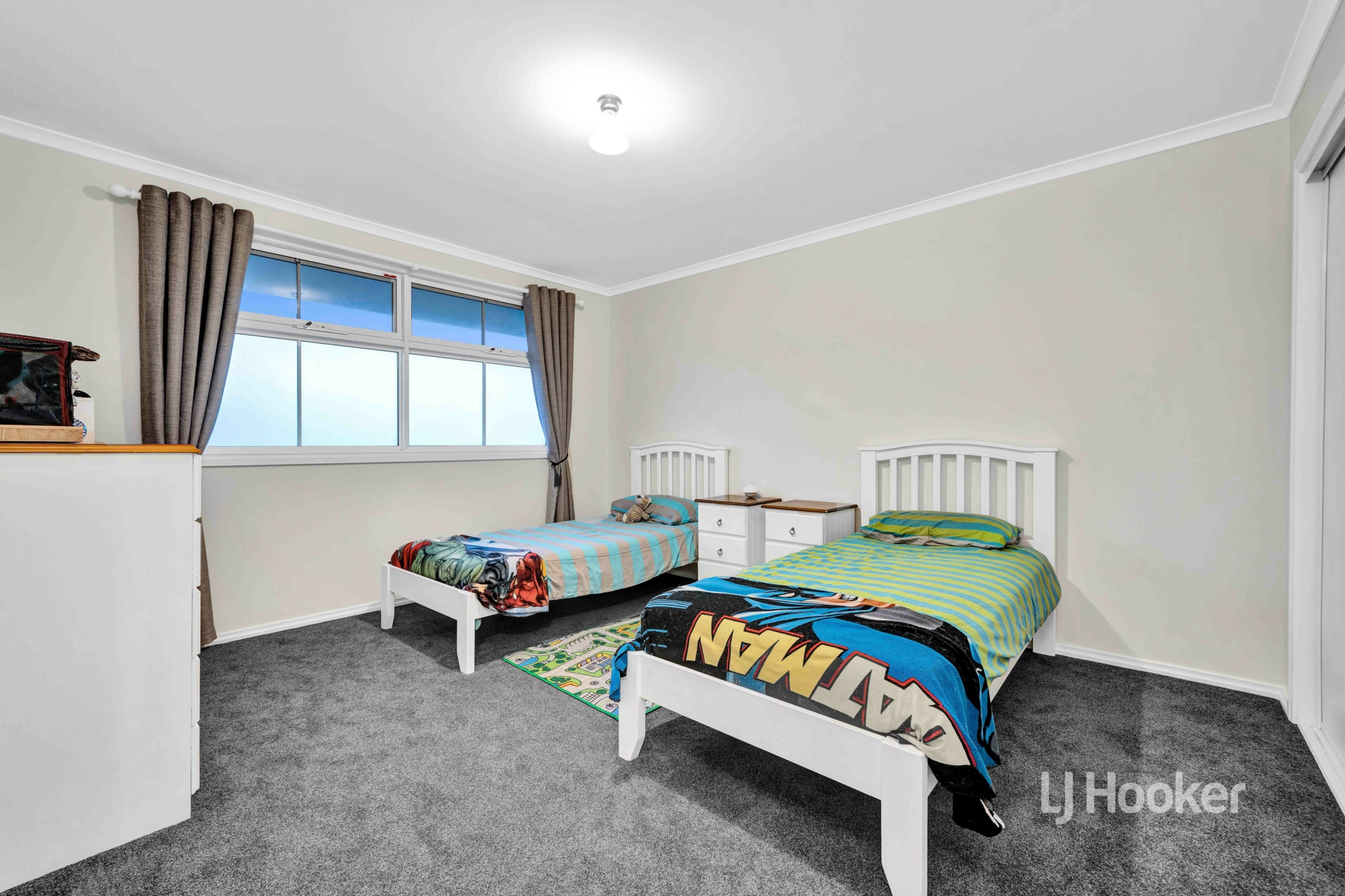 25 Machair Drive, POINT COOK