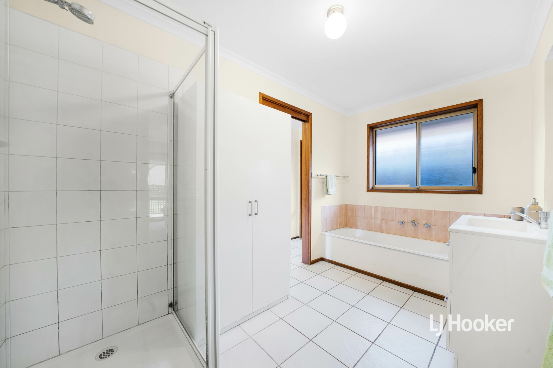44 Bruce Street South, ALTONA MEADOWS
