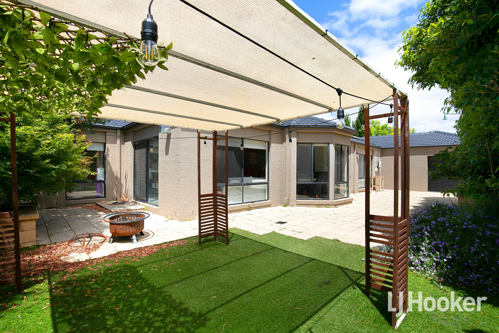 40 Willowgreen Way, POINT COOK