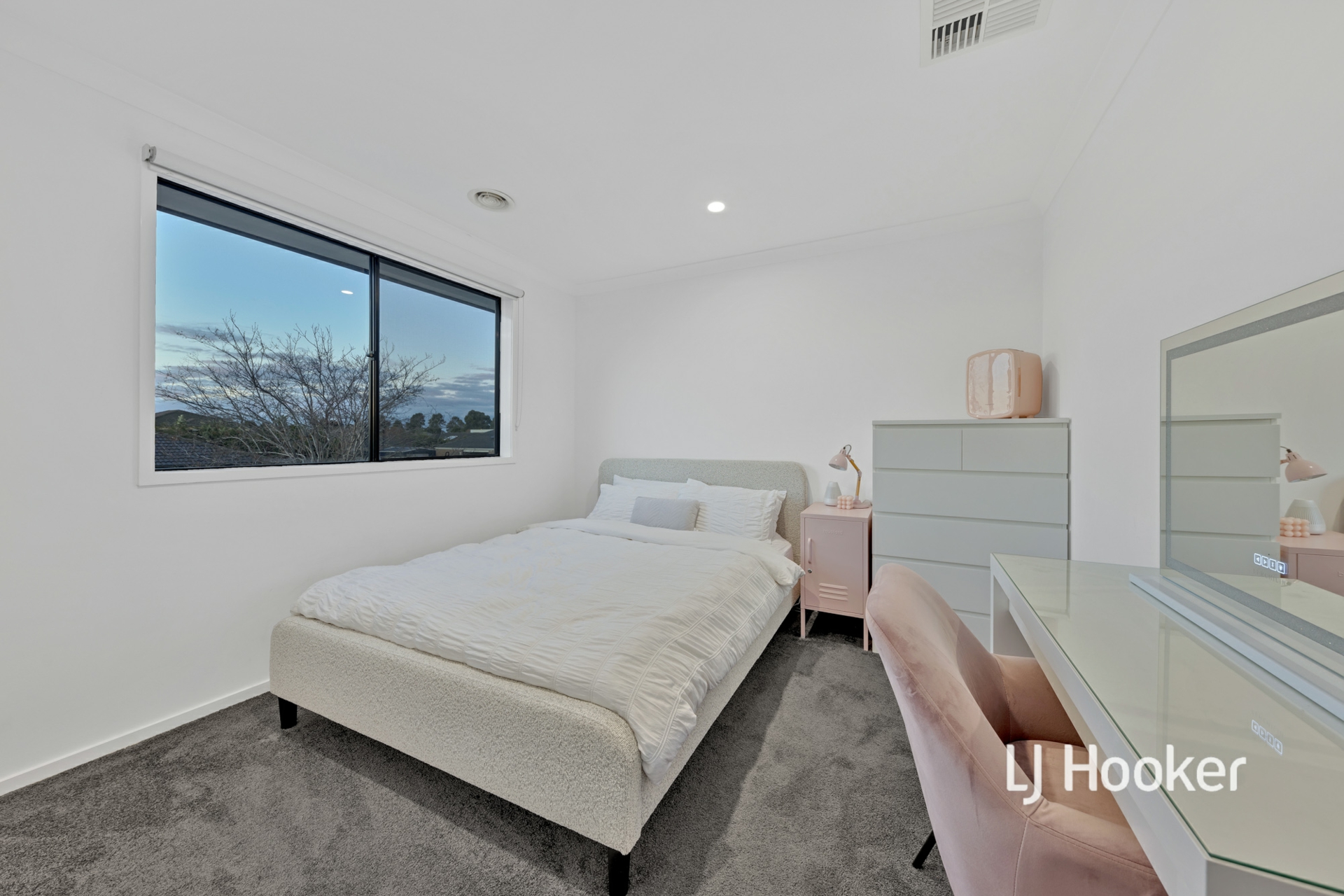 19 Holly Drive Point Cook VIC - House for Sale - LJ Hooker