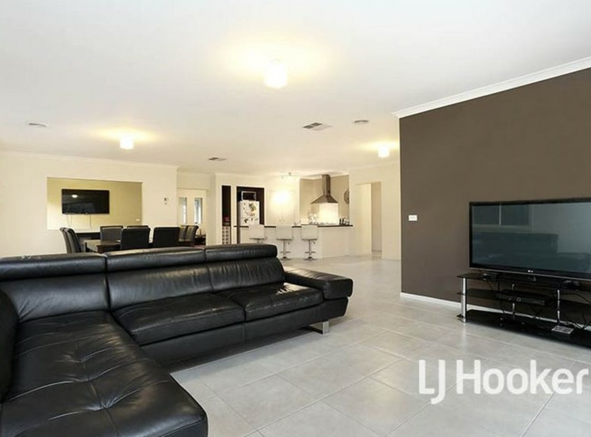 22 Juniper Avenue, POINT COOK