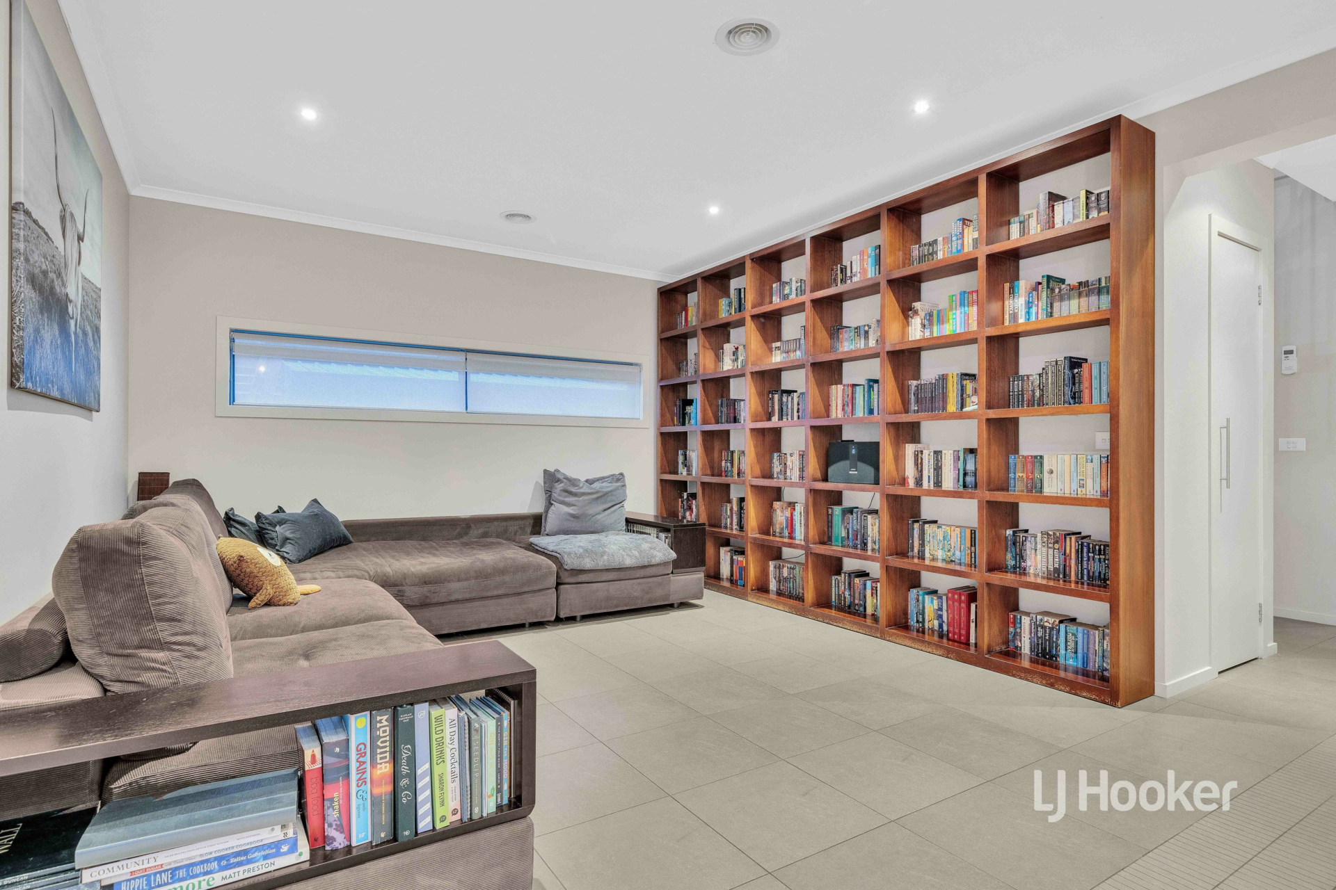 27 Peppertree Drive, POINT COOK