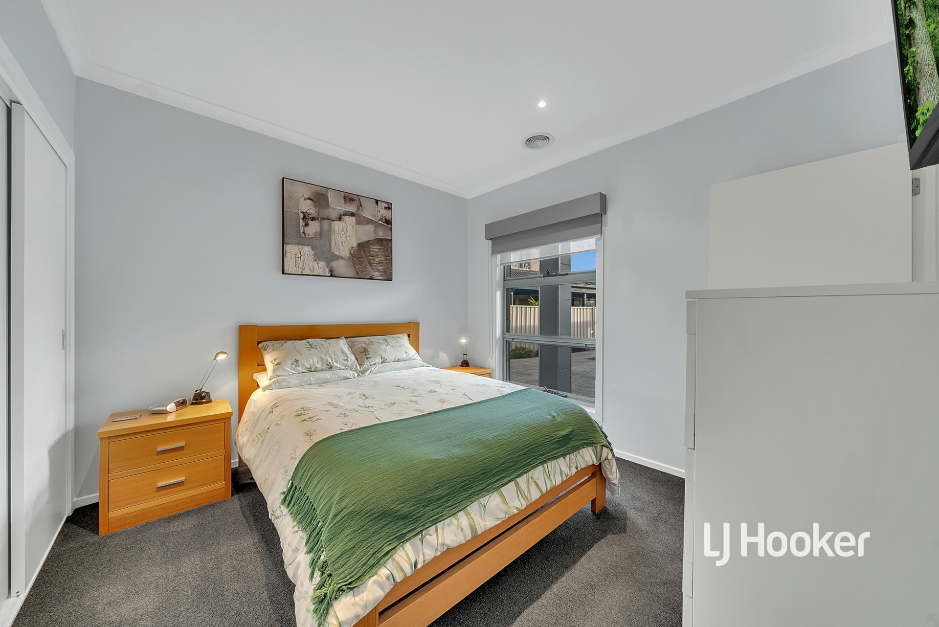 3/8 Marseilles Way, POINT COOK