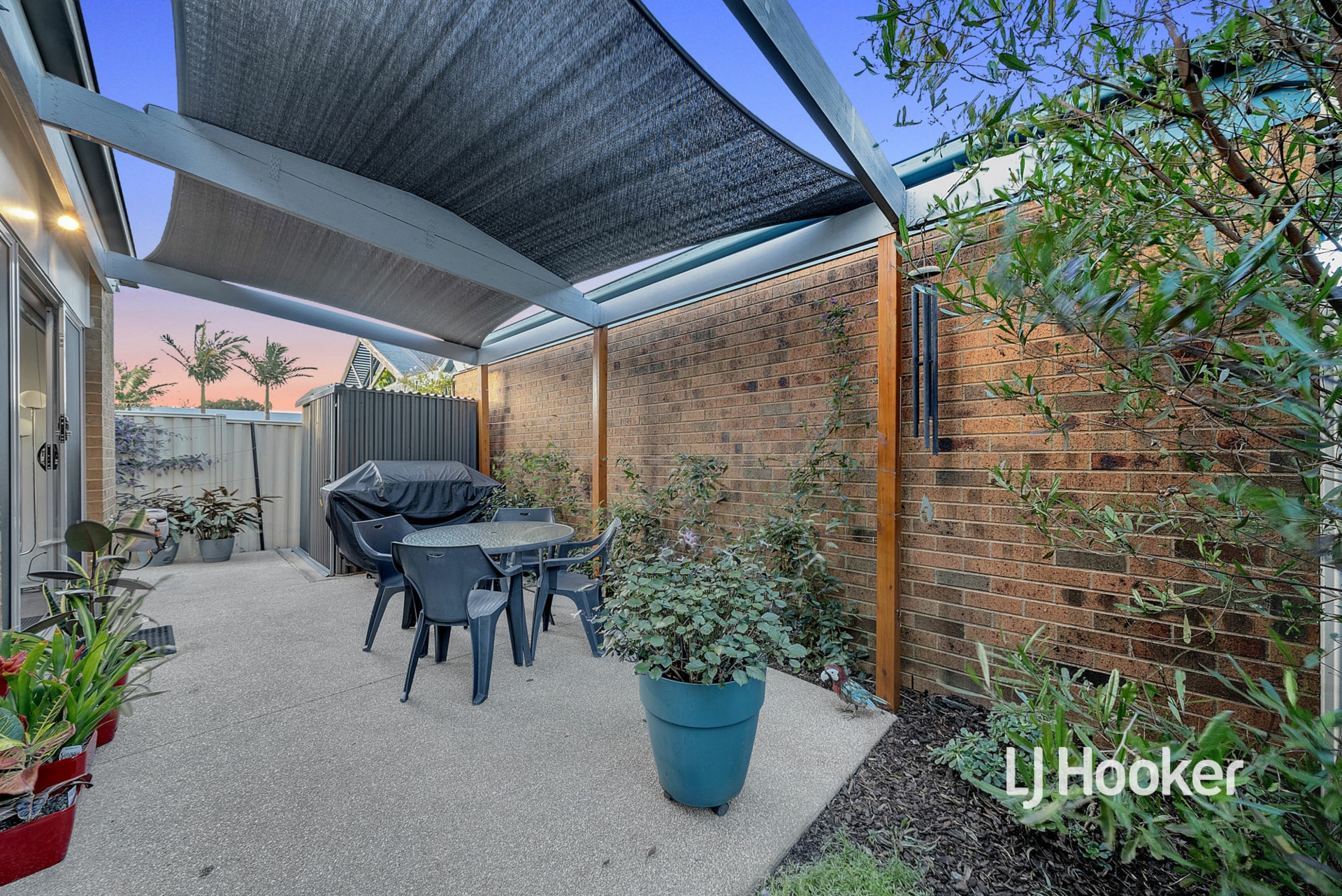 3/8 Marseilles Way, POINT COOK