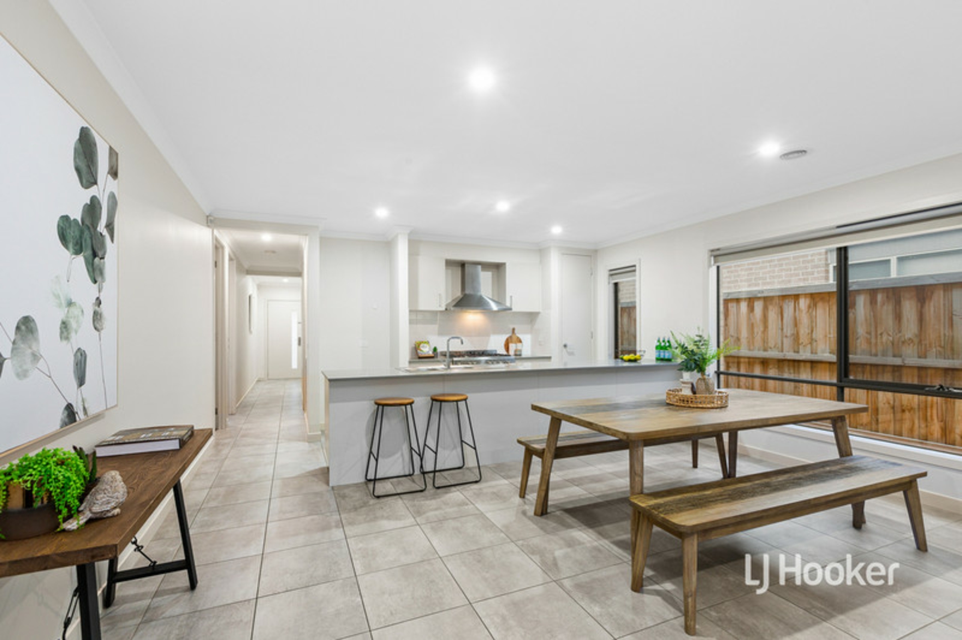 104 Grassbird Drive, POINT COOK