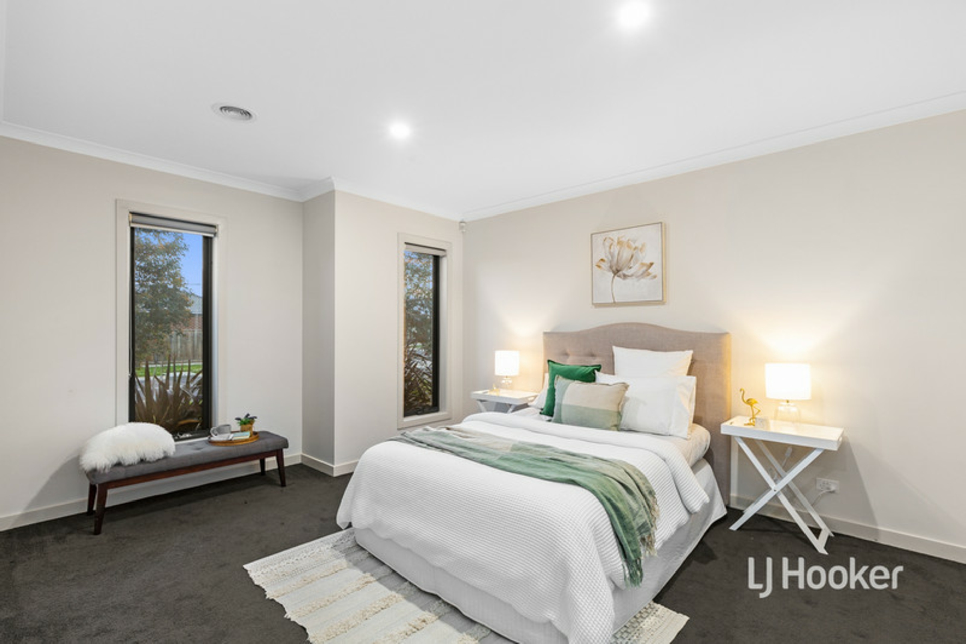 104 Grassbird Drive, POINT COOK