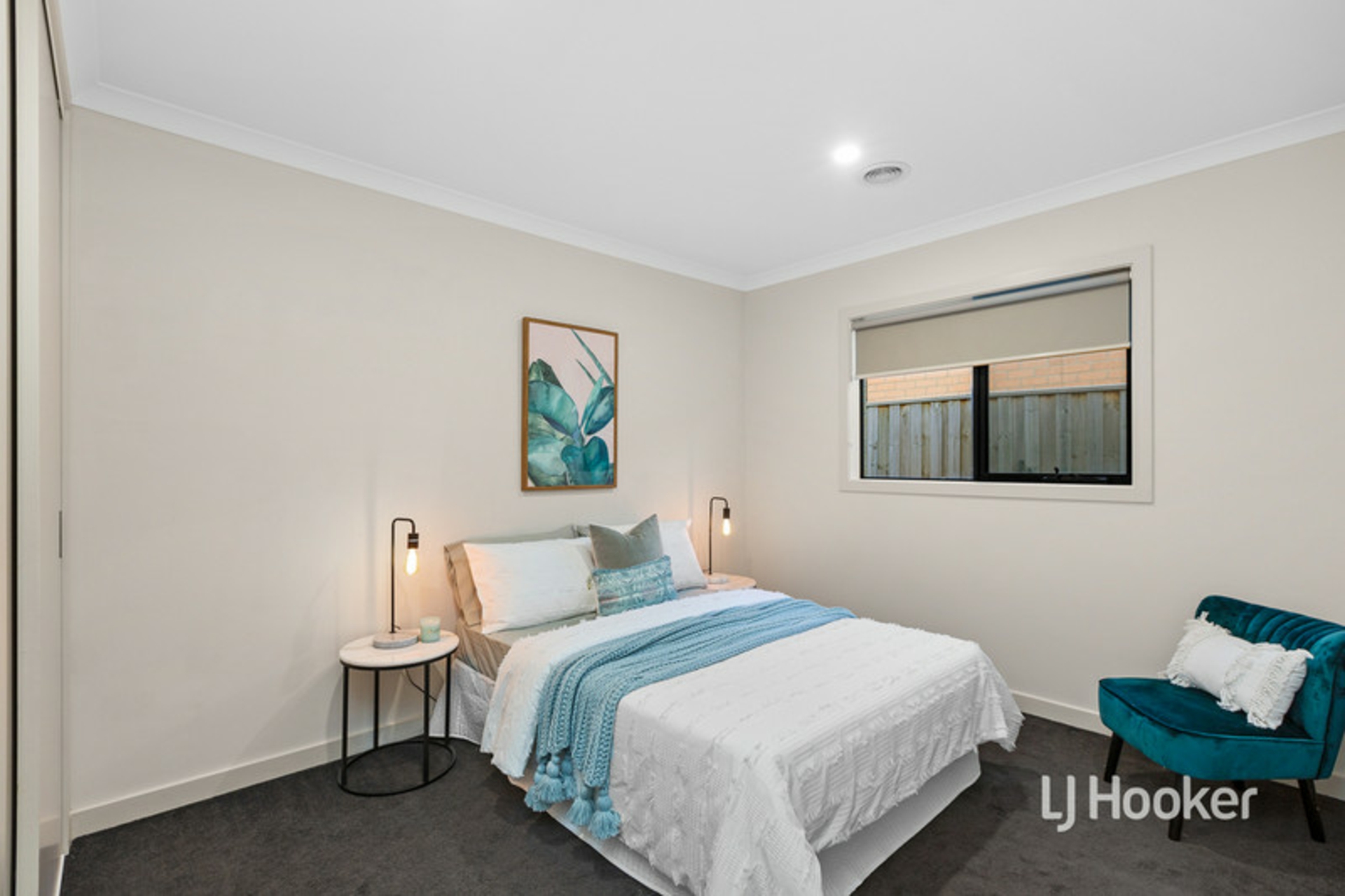 104 Grassbird Drive, POINT COOK