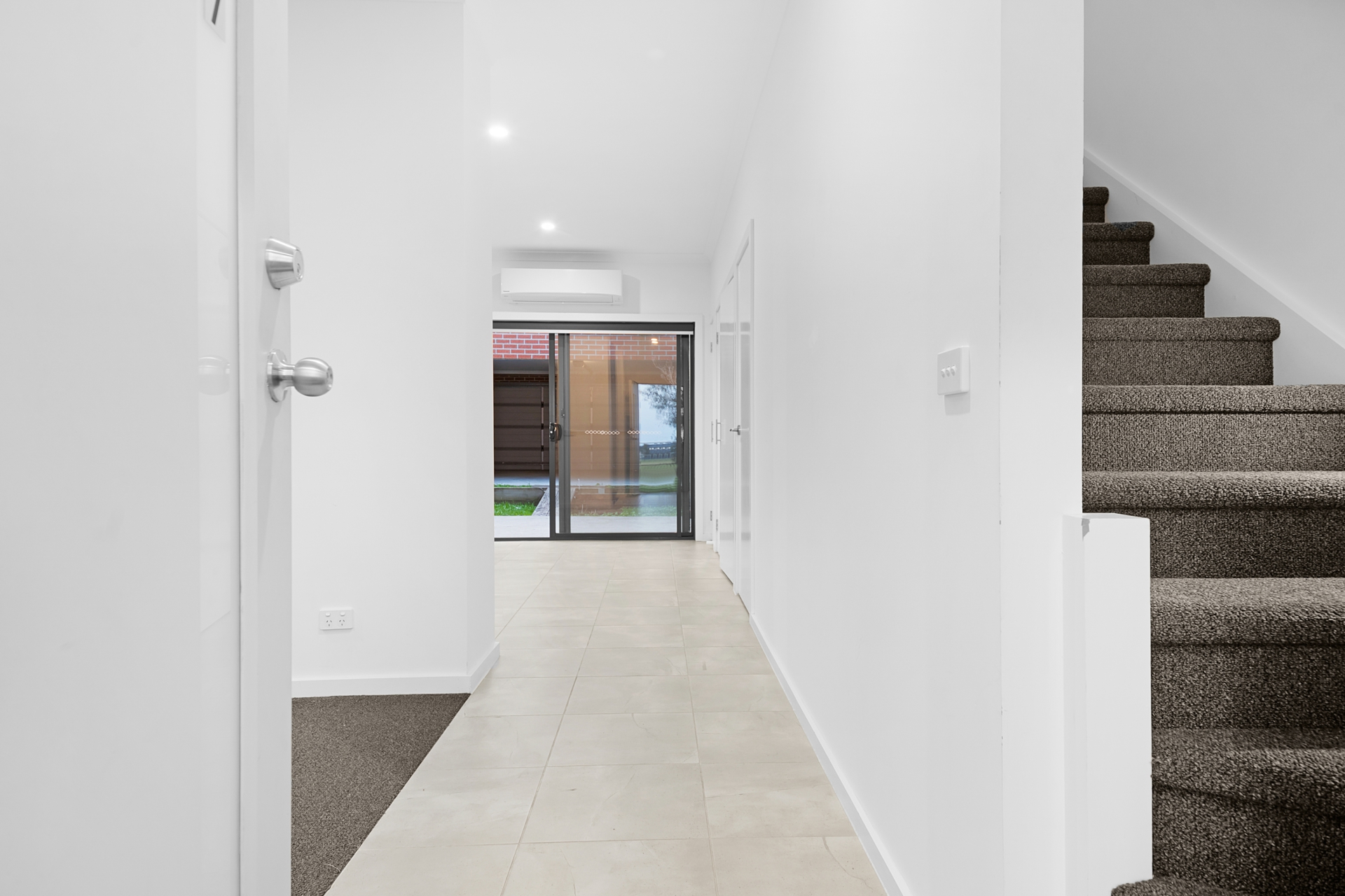 9/205 James Mirams Drive, ROXBURGH PARK