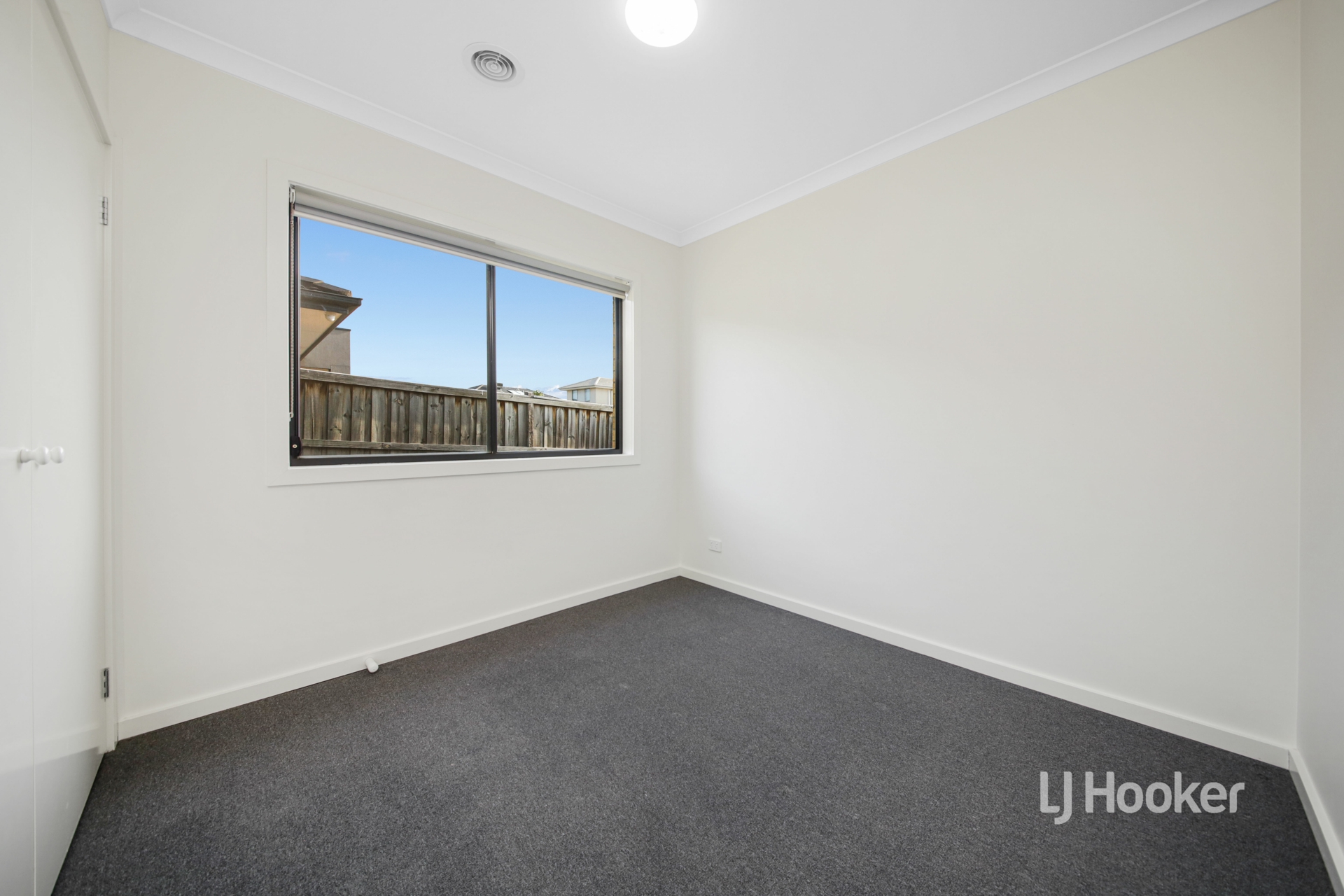 111 Bensonhurst Parade Point Cook VIC - Property Details - LJ Hooker