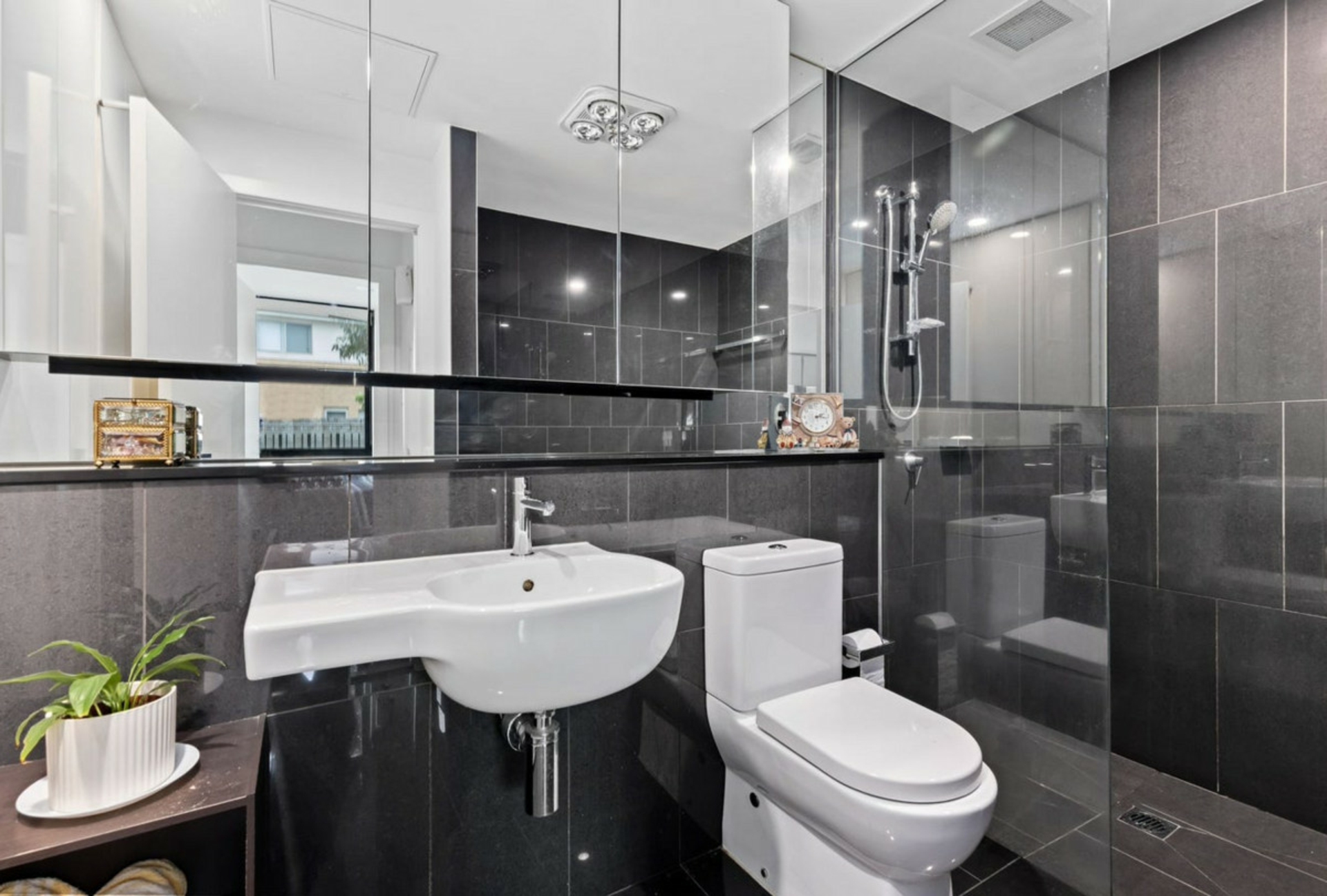 2/50 Catamaran Drive, WERRIBEE SOUTH