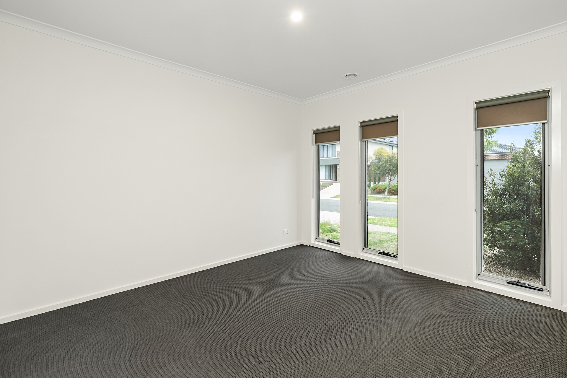 5 Liberator Drive, POINT COOK