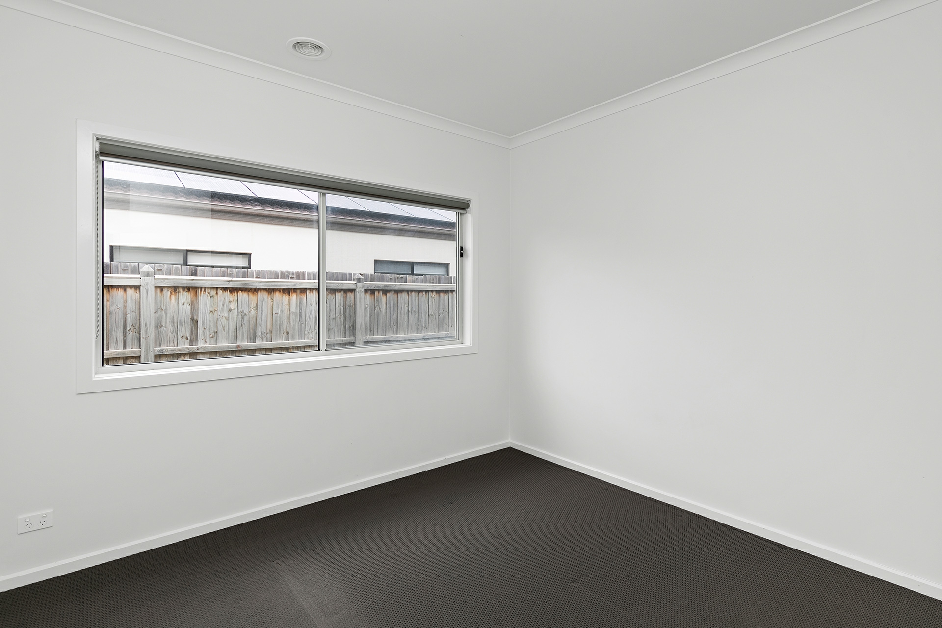 5 Liberator Drive, POINT COOK