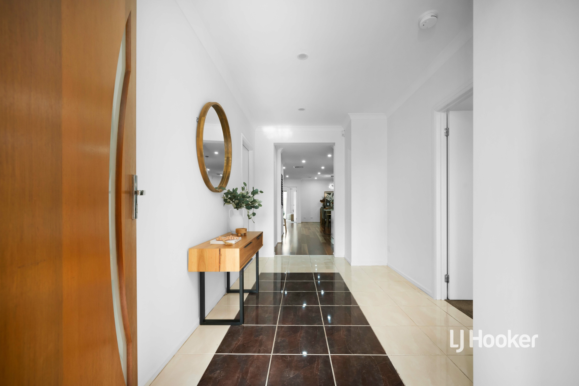 61 Florey Avenue, POINT COOK