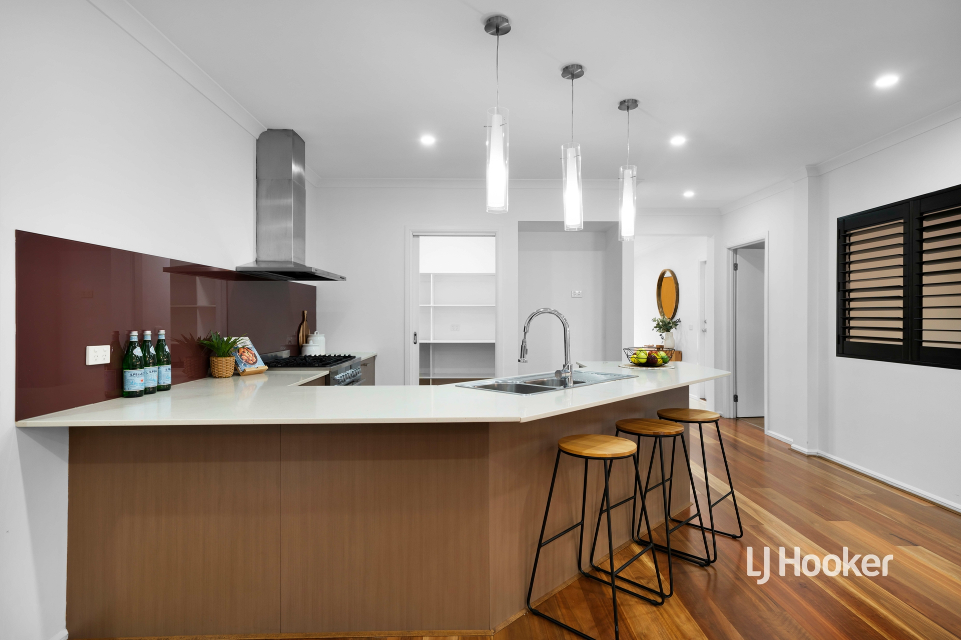 61 Florey Avenue, POINT COOK
