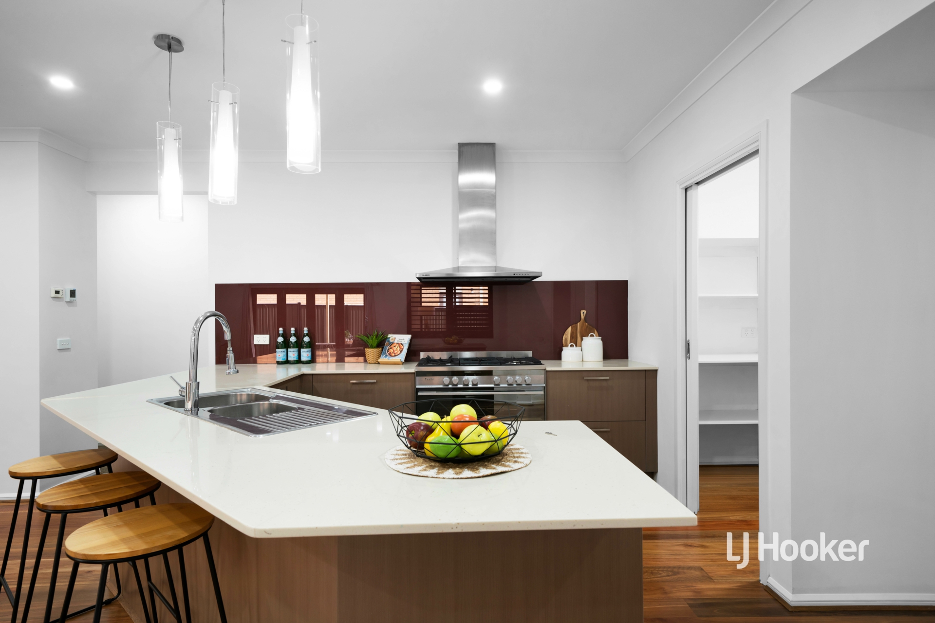 61 Florey Avenue, POINT COOK