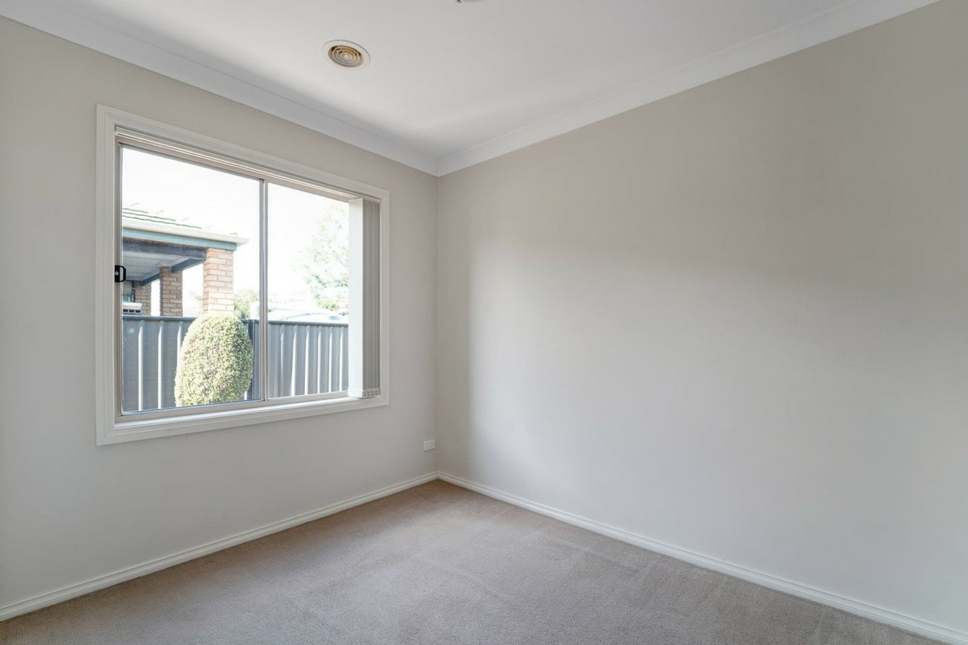 18 Malaga Street, POINT COOK
