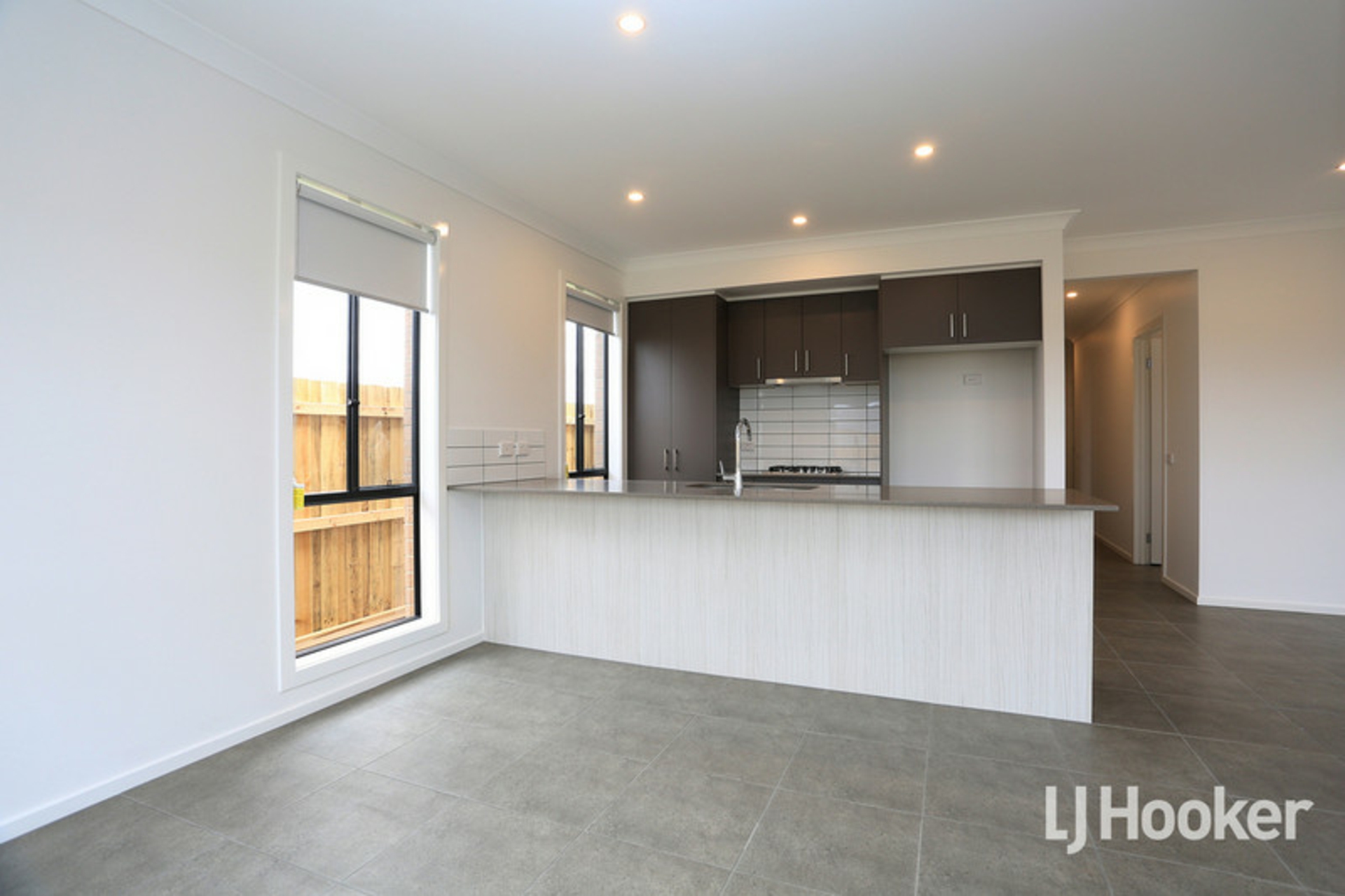 16 Karachi Avenue, TARNEIT
