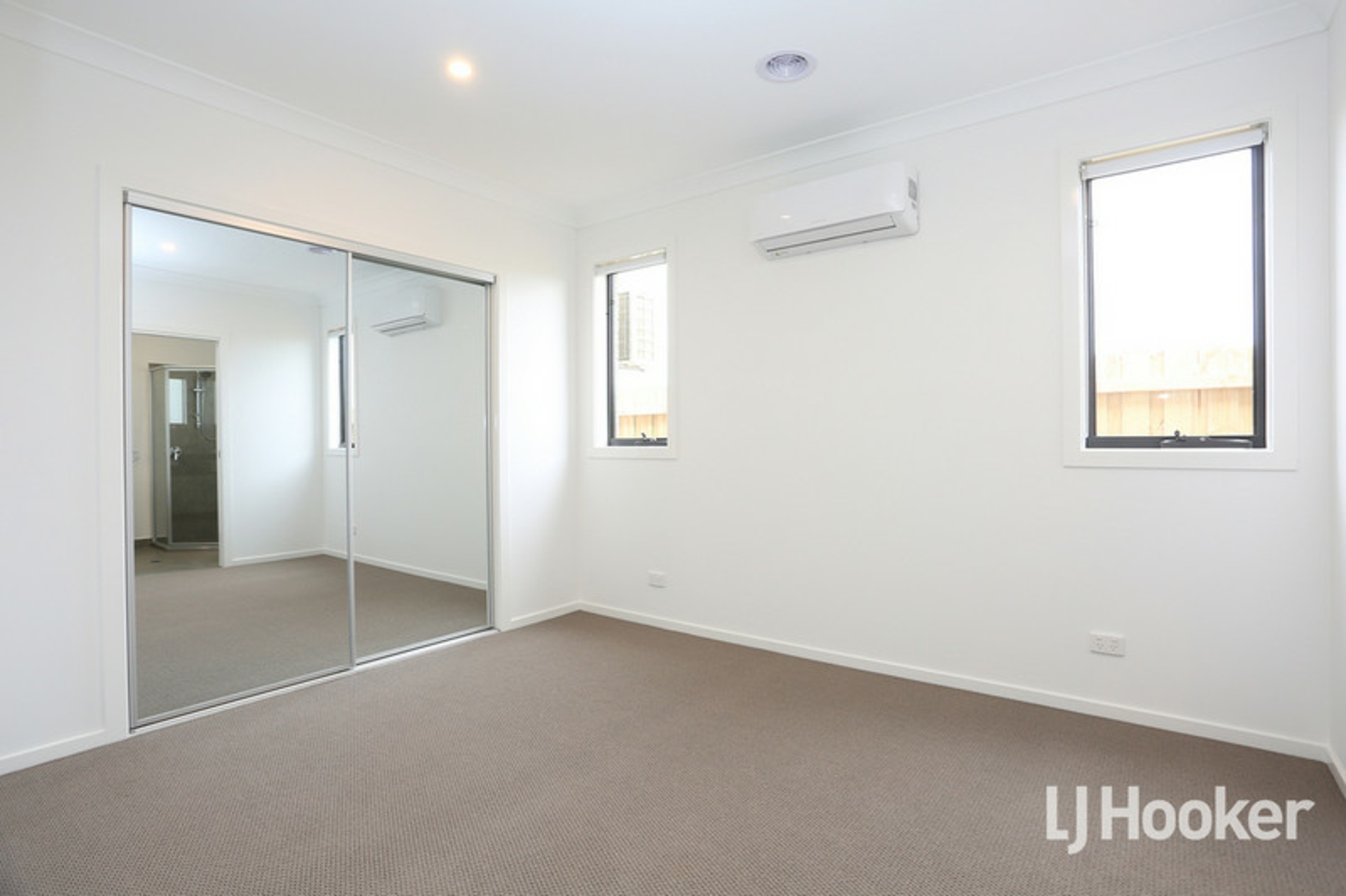 16 Karachi Avenue, TARNEIT