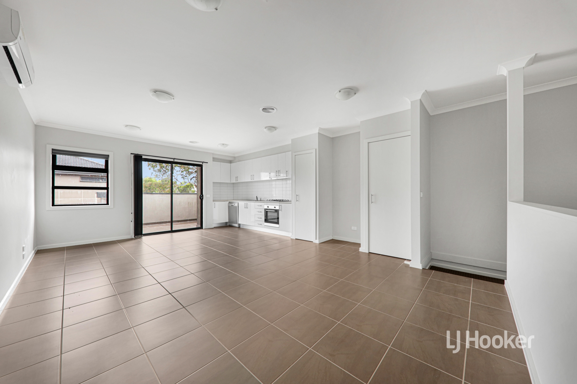 9 Burssi Circuit, DOREEN