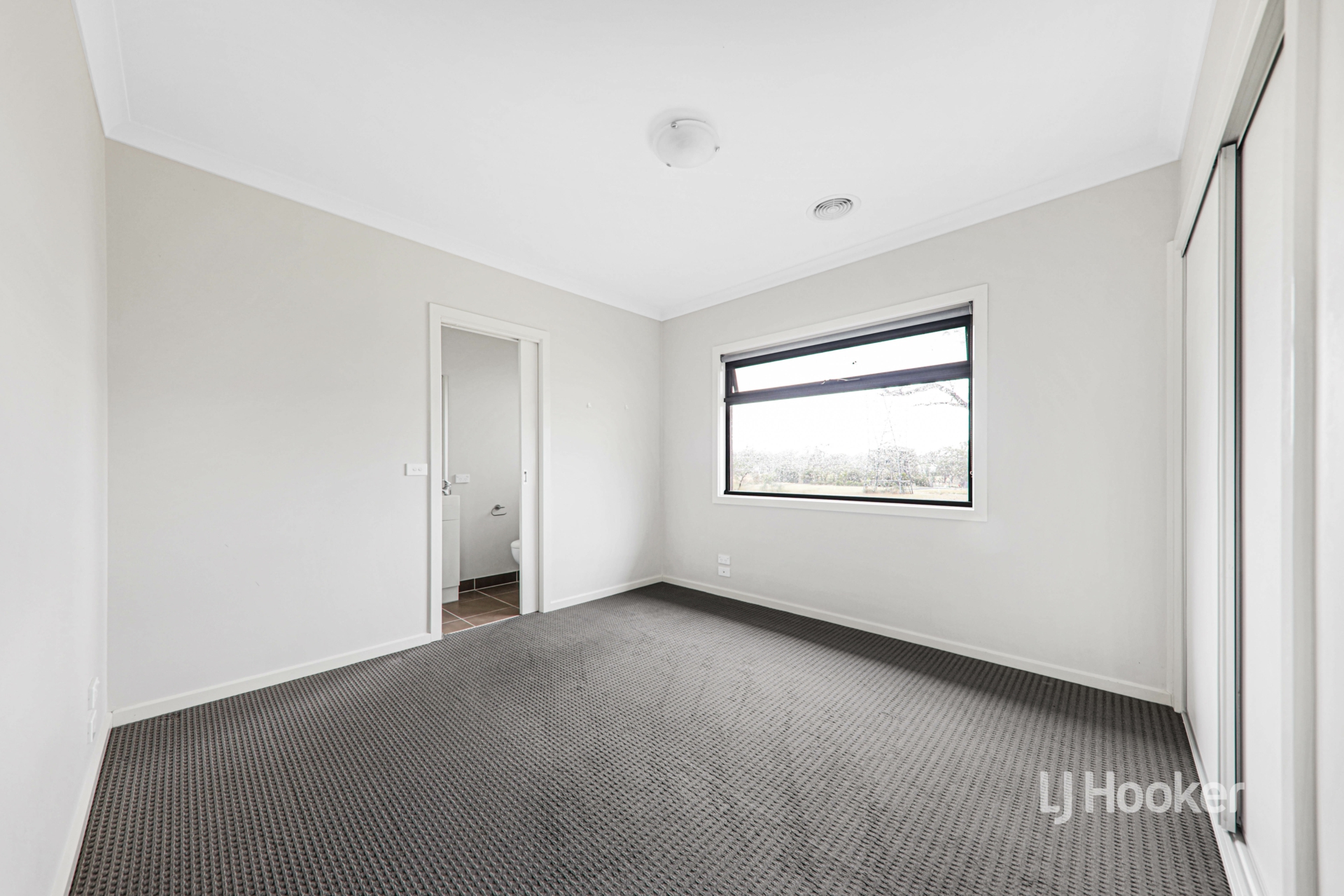 9 Burssi Circuit, DOREEN