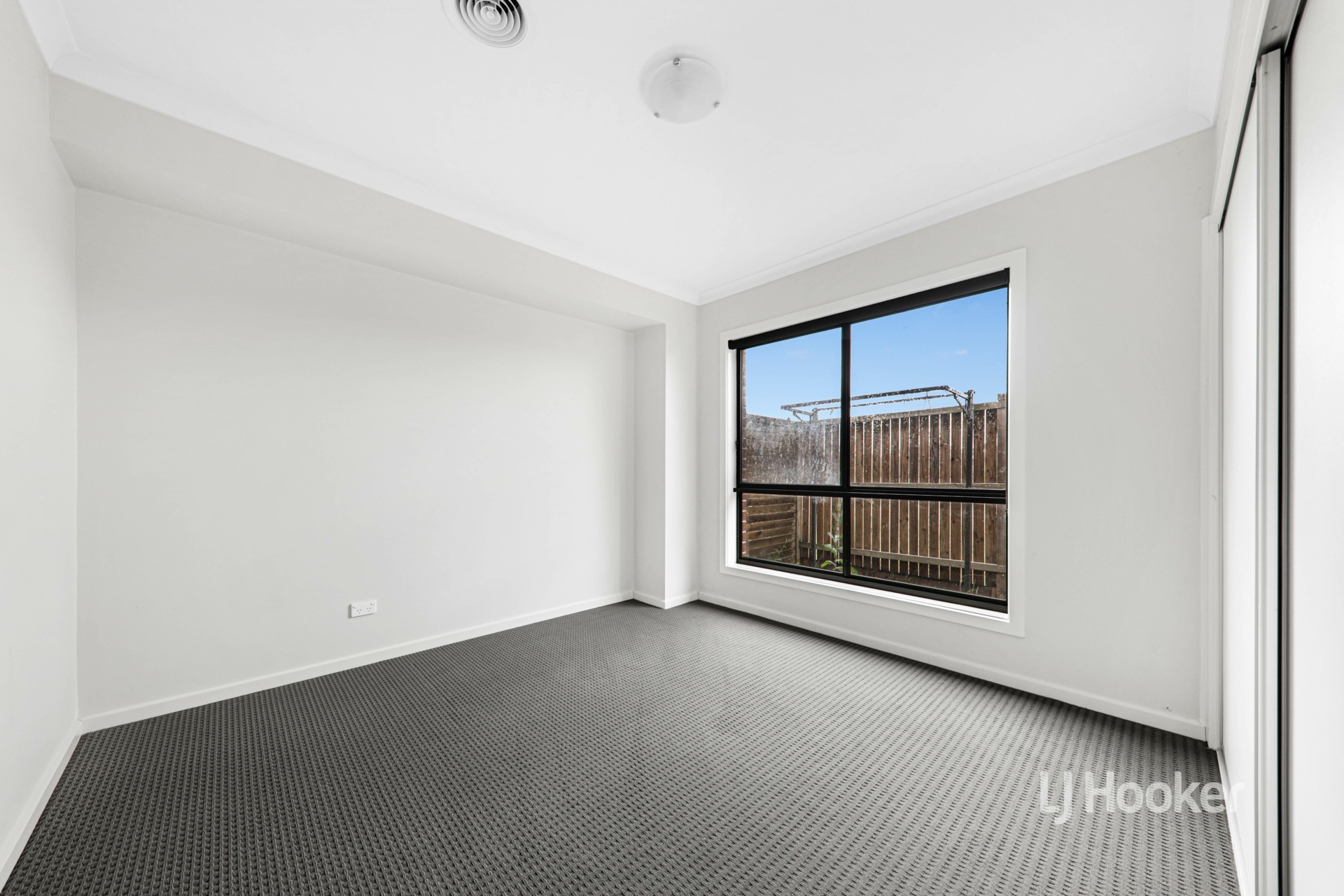 9 Burssi Circuit, DOREEN