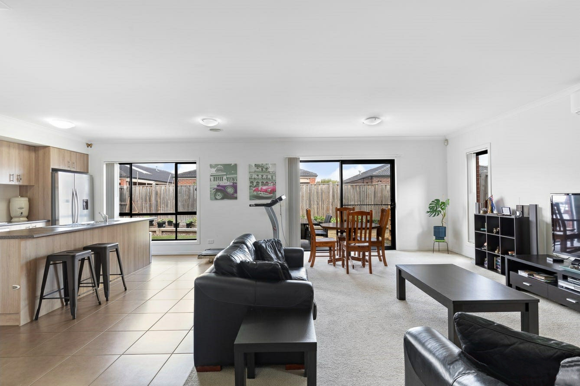 14 Casino Parade, POINT COOK