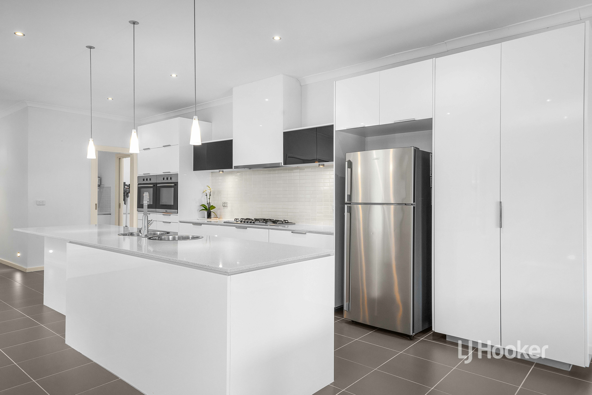 29 Yarraman Road, MANOR LAKES