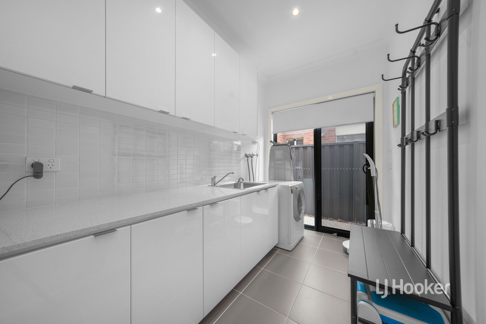 29 Yarraman Road, MANOR LAKES