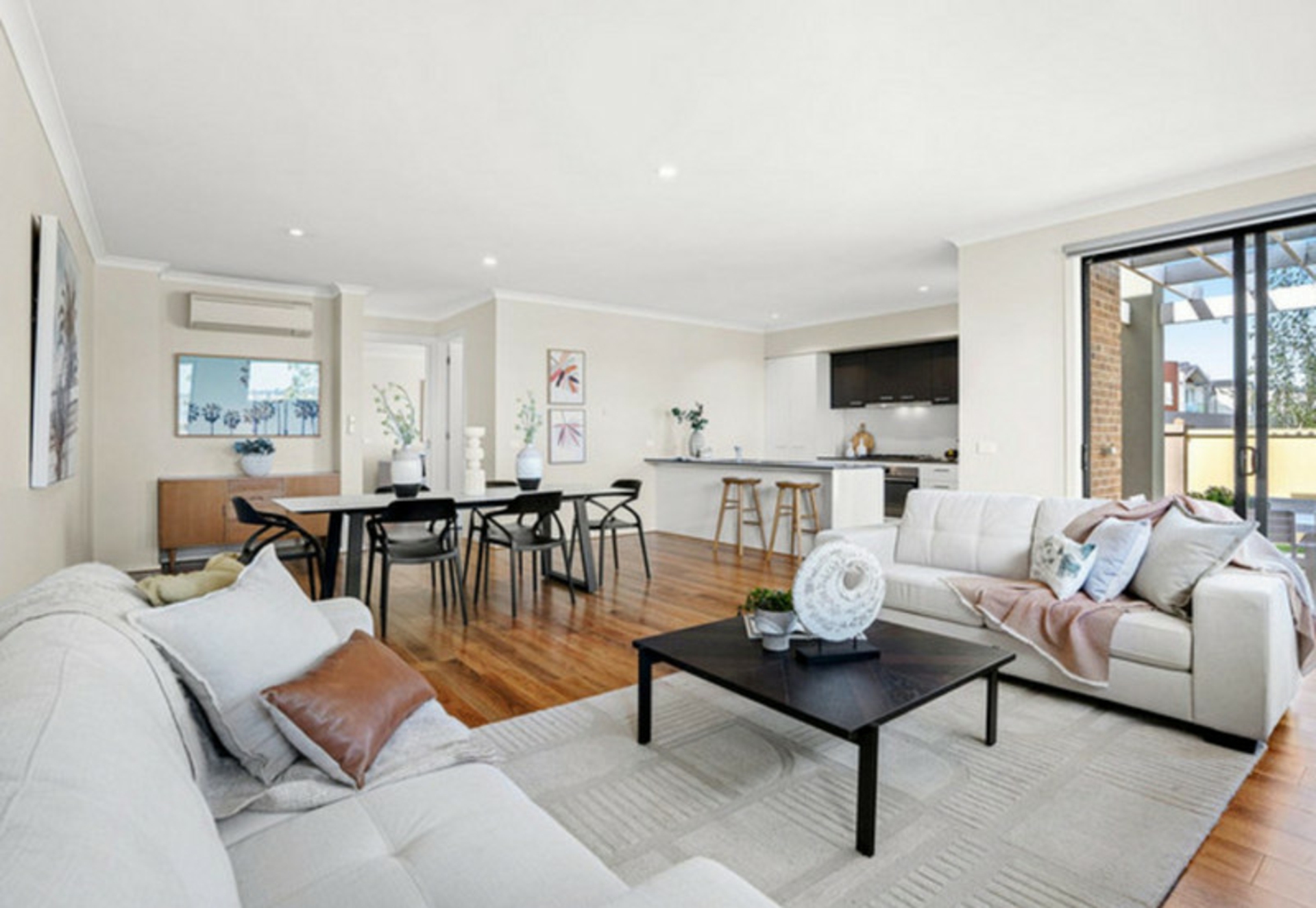 48 Greg Norman Drive, POINT COOK