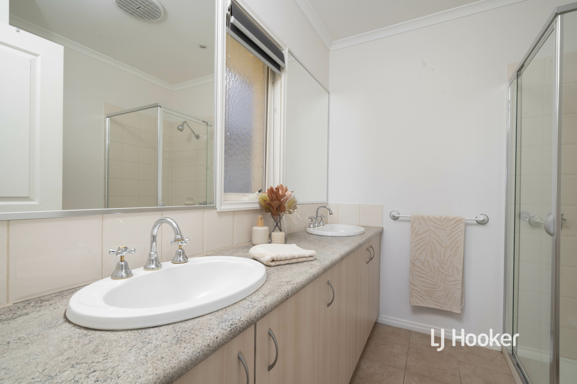 39/1 Greg Norman Drive, SANCTUARY LAKES