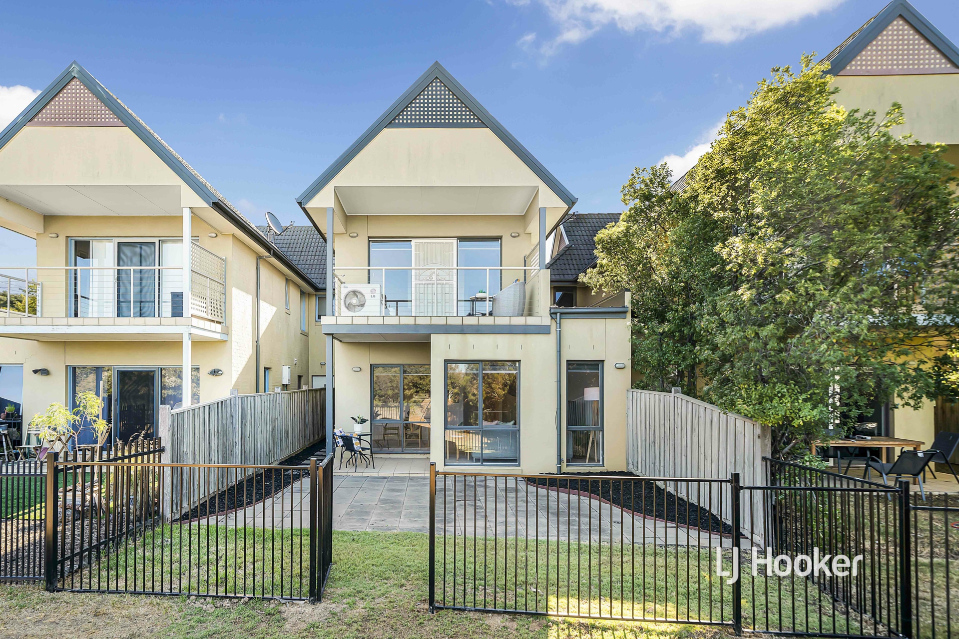 39/1 Greg Norman Drive, SANCTUARY LAKES