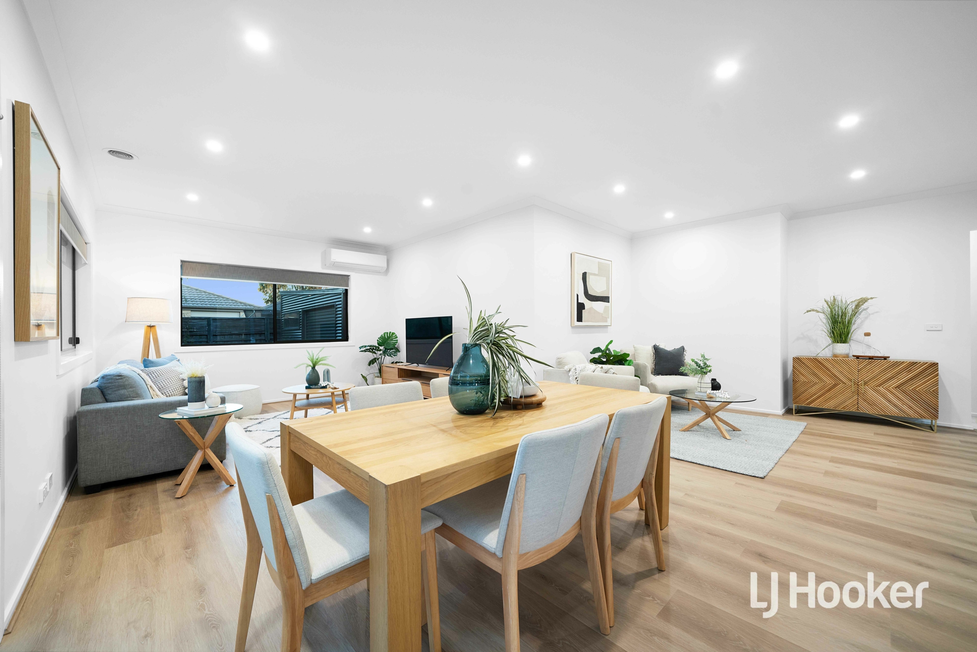1 Home Road, POINT COOK