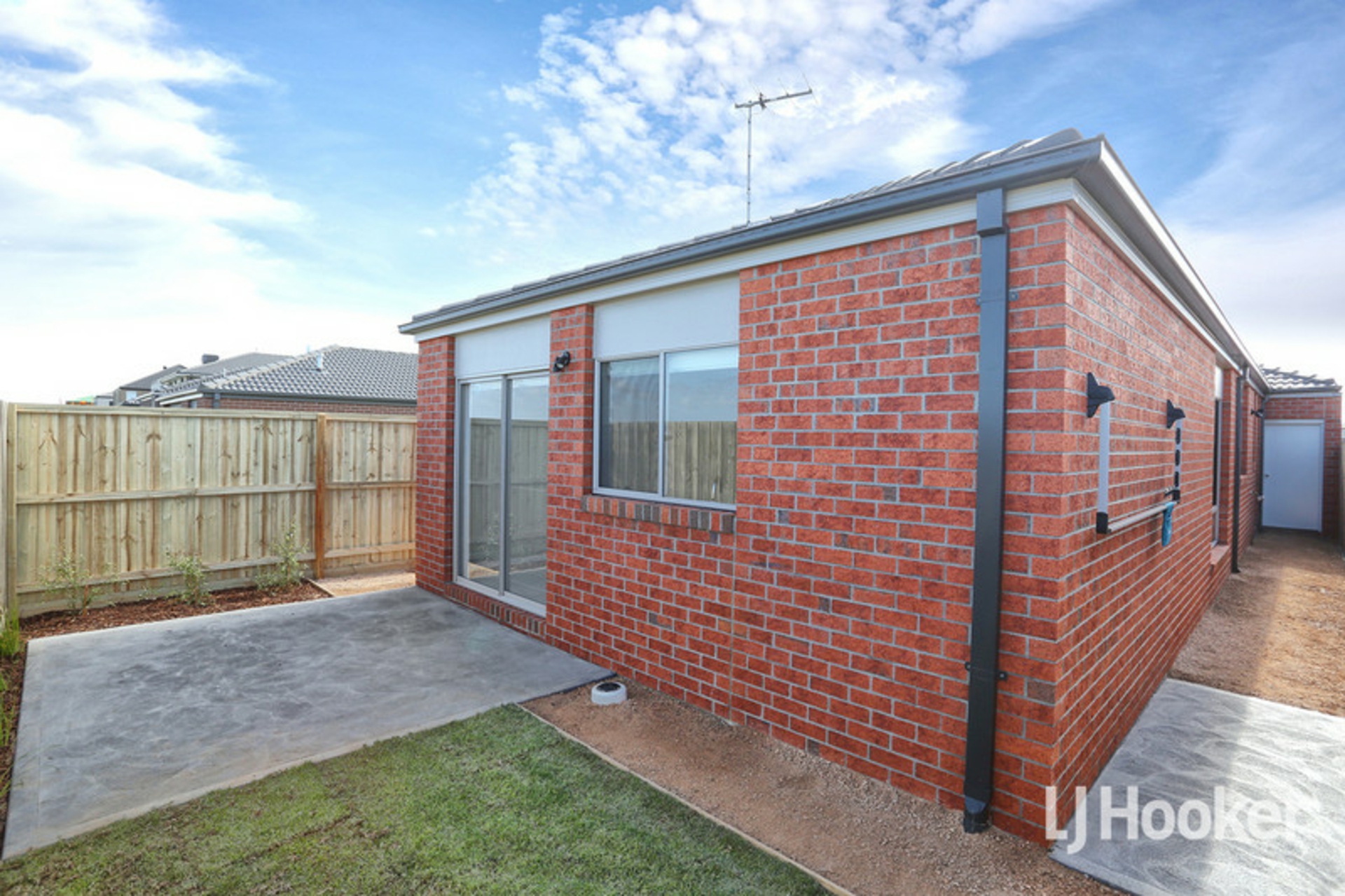 21 Singleton Way, POINT COOK