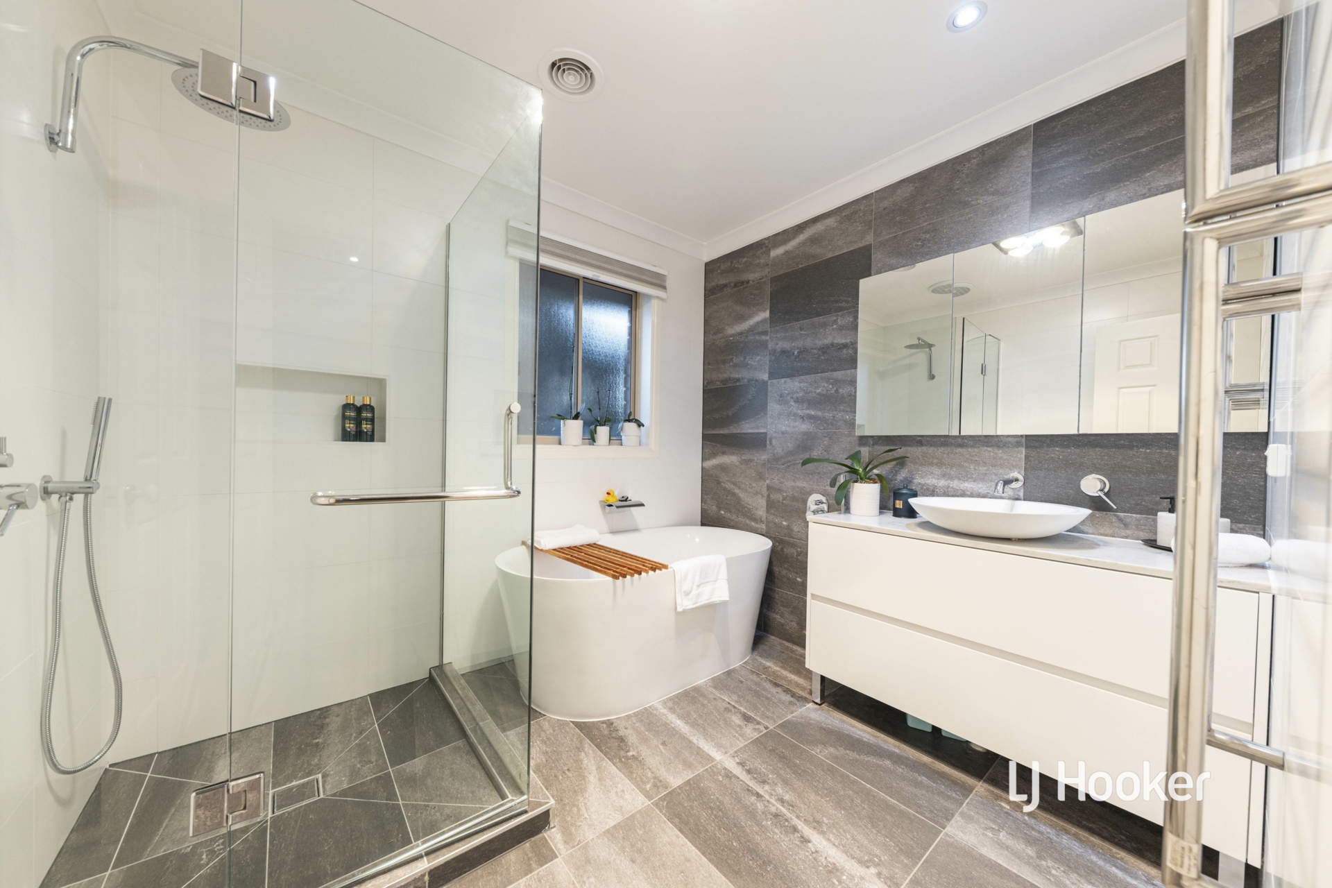 6 The Terrace, SEABROOK