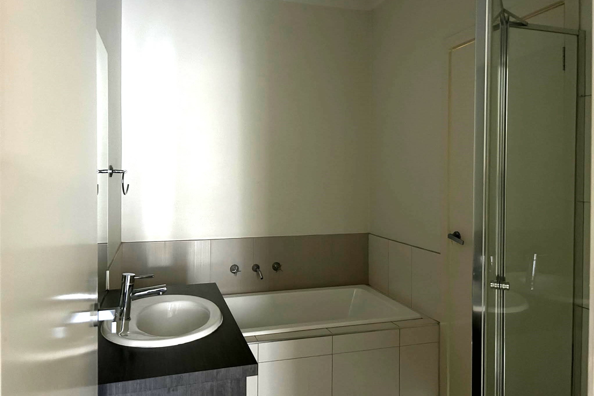 2/1 Lynch Court, ALTONA MEADOWS