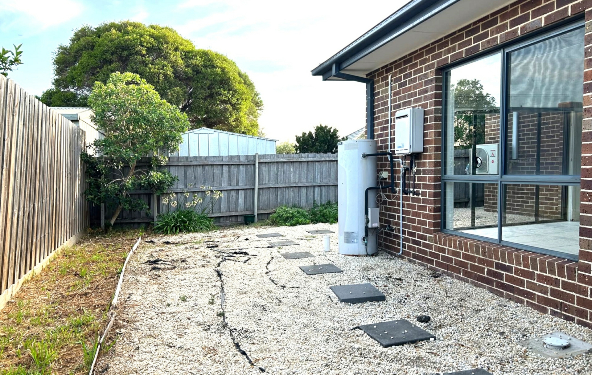 2/1 Lynch Court, ALTONA MEADOWS