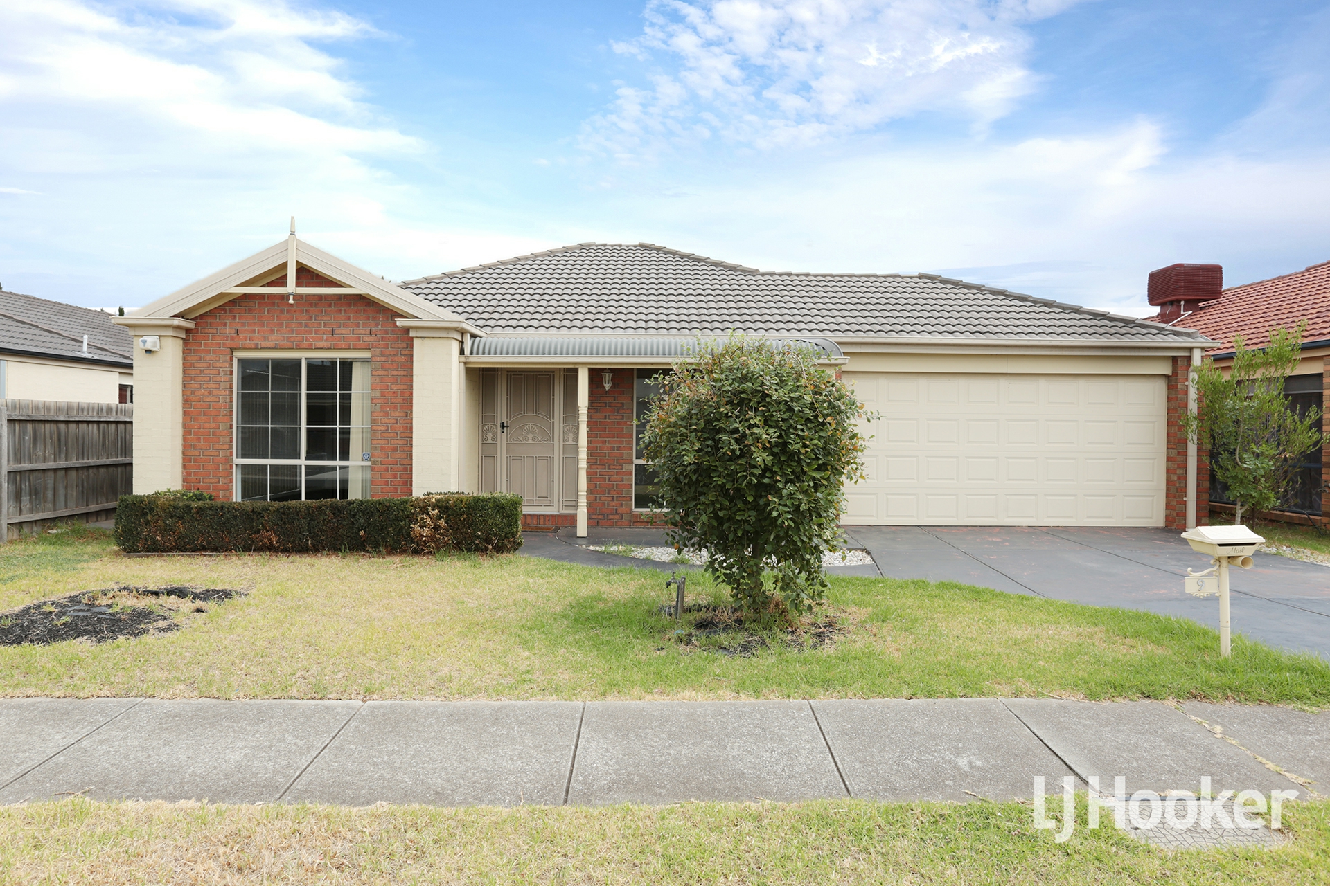 9 Beaumont Drive, POINT COOK