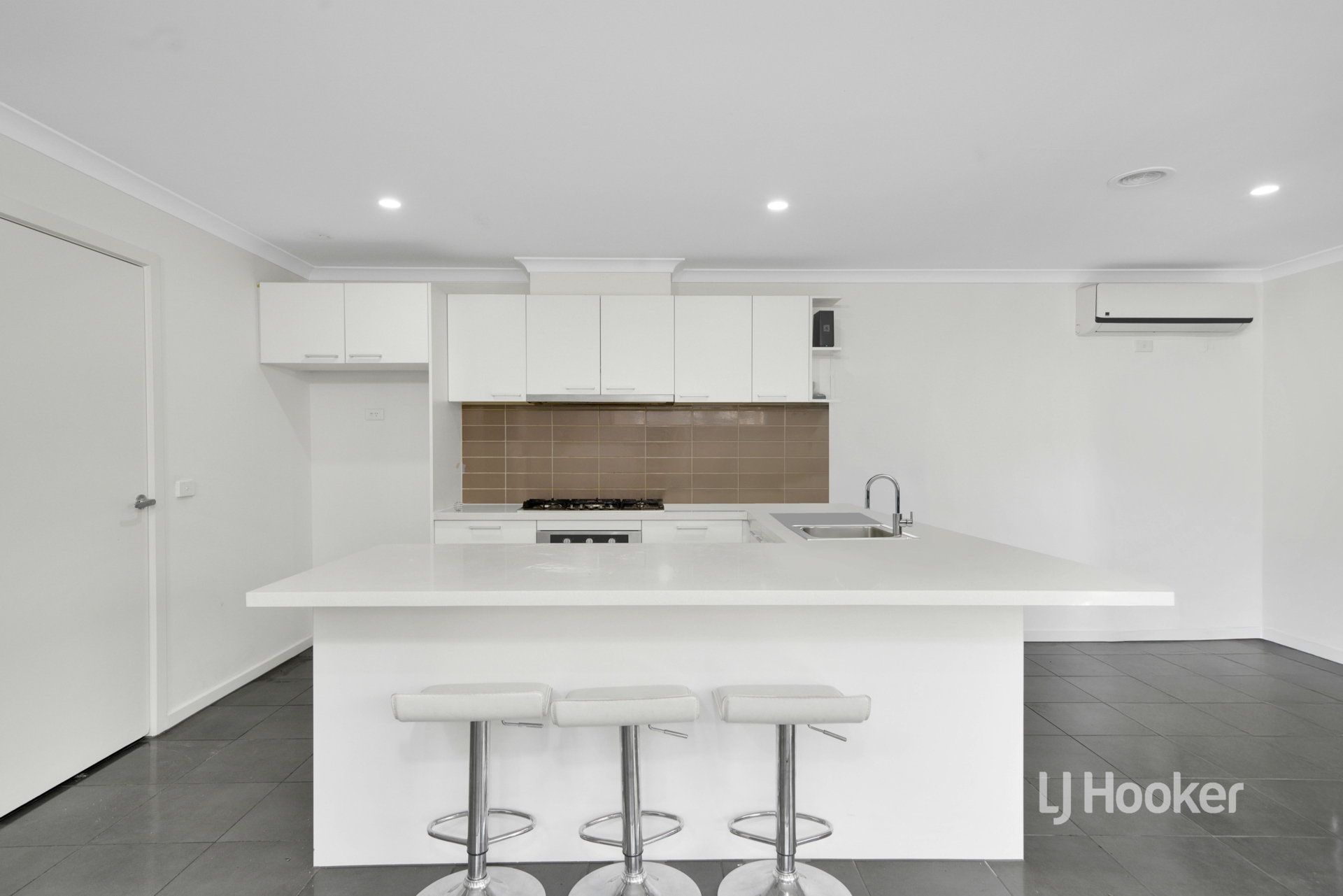 8 Mingay Close, TRUGANINA