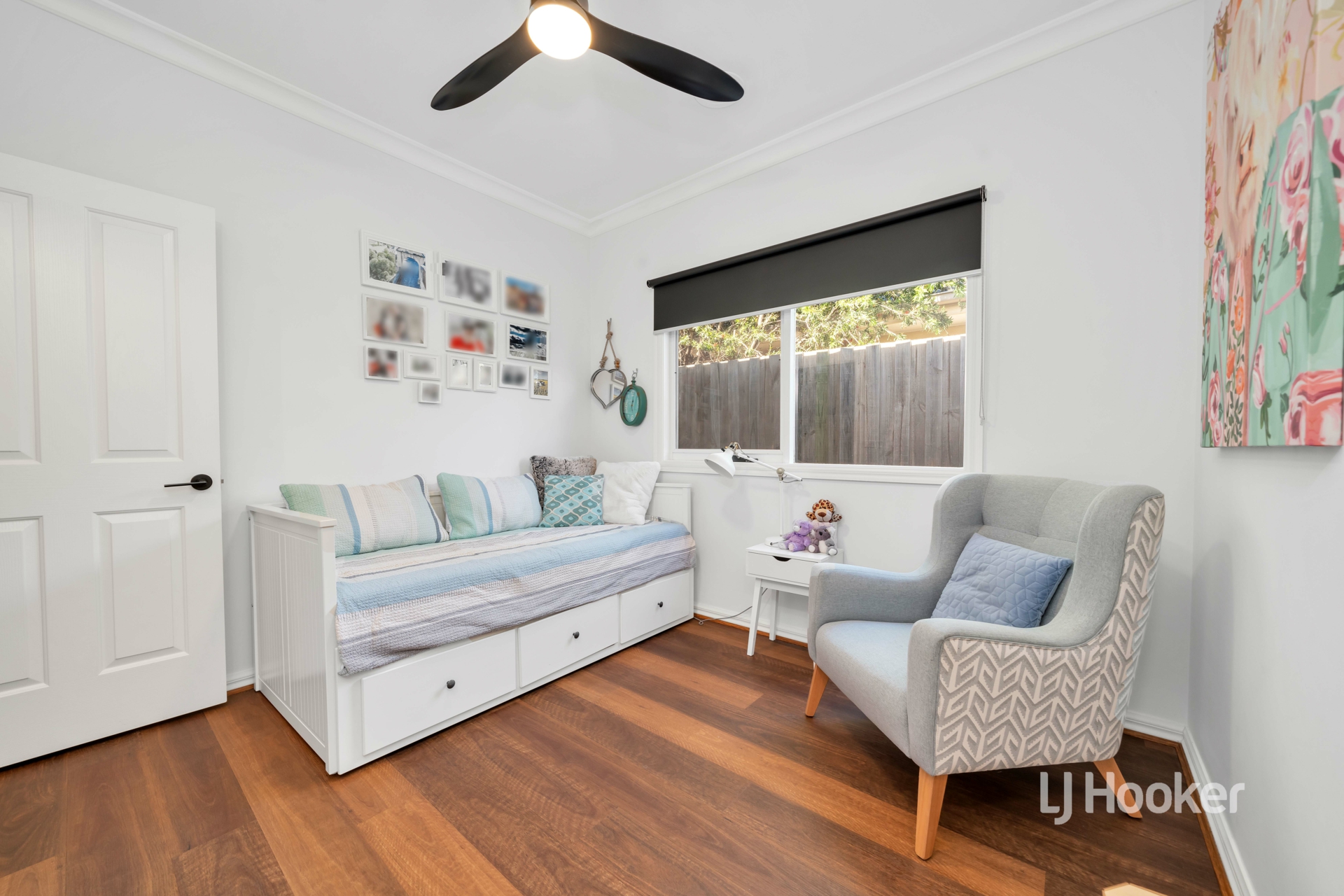 42 Lancaster Drive, POINT COOK
