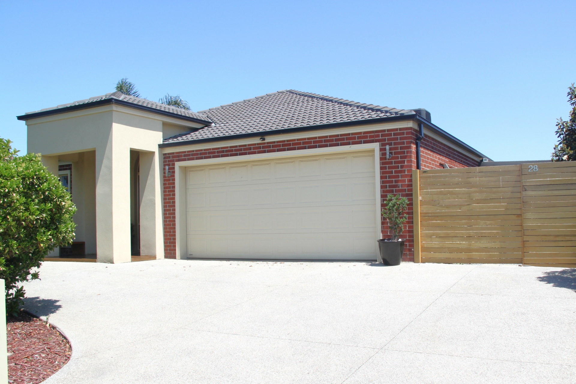 28 Snowbush Terrace, POINT COOK