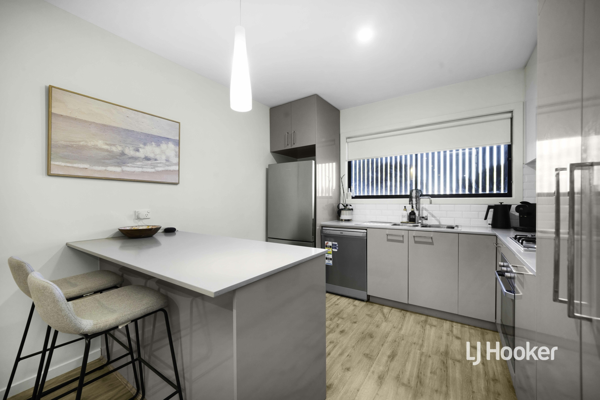 16 Tribeca Drive, POINT COOK