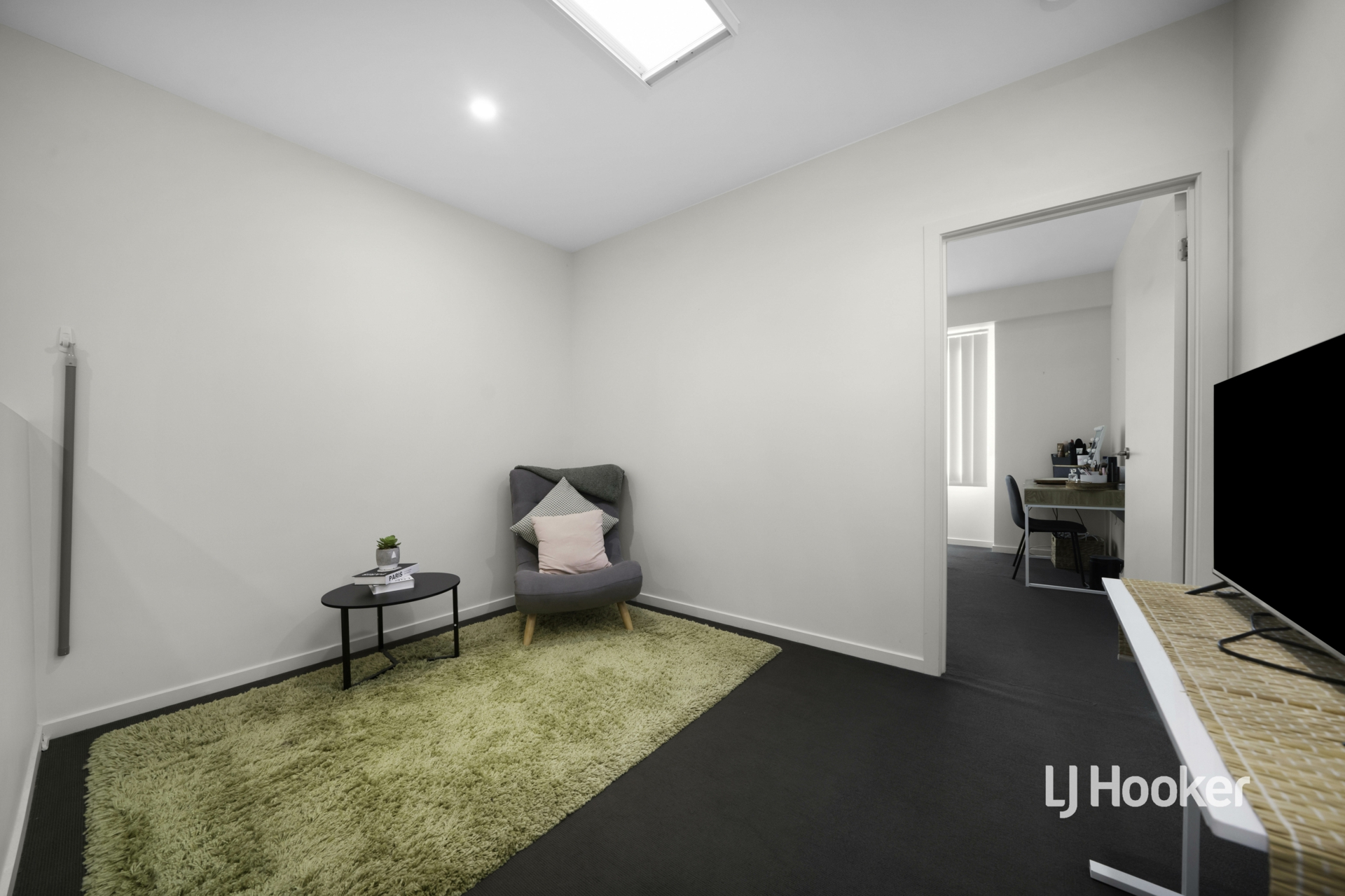 16 Tribeca Drive, POINT COOK