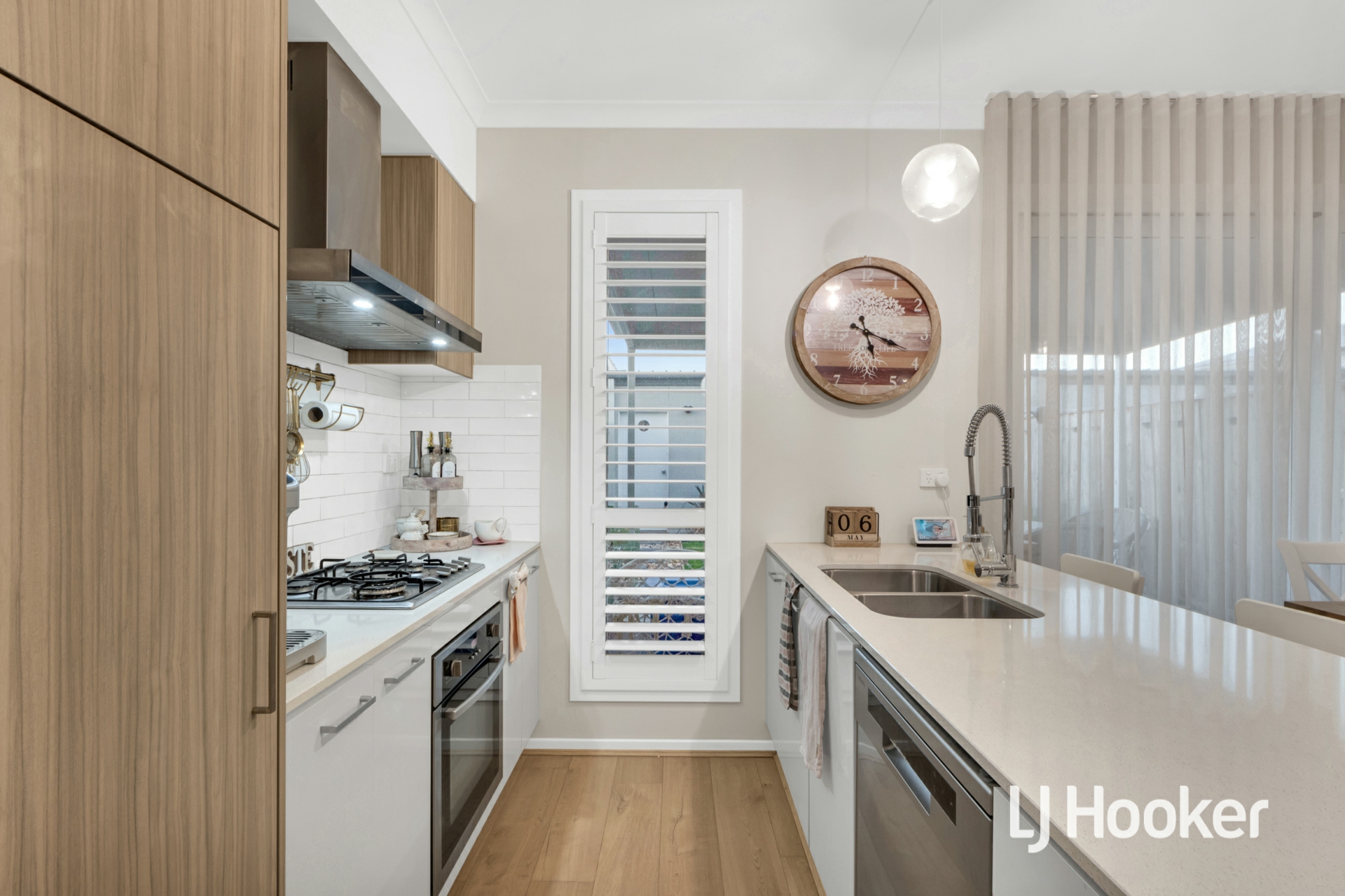 18 Cadenza Walk, TARNEIT