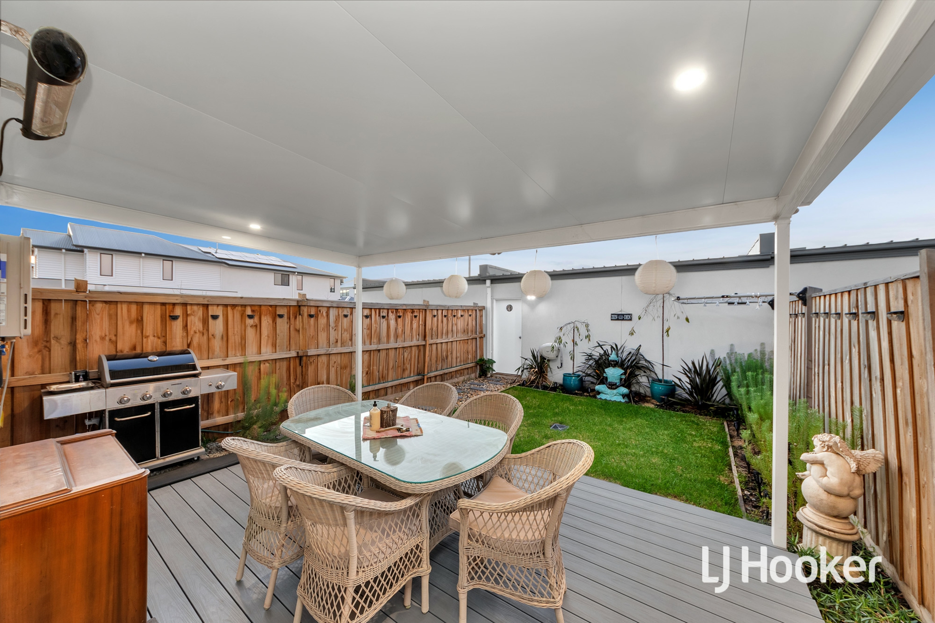 18 Cadenza Walk, TARNEIT